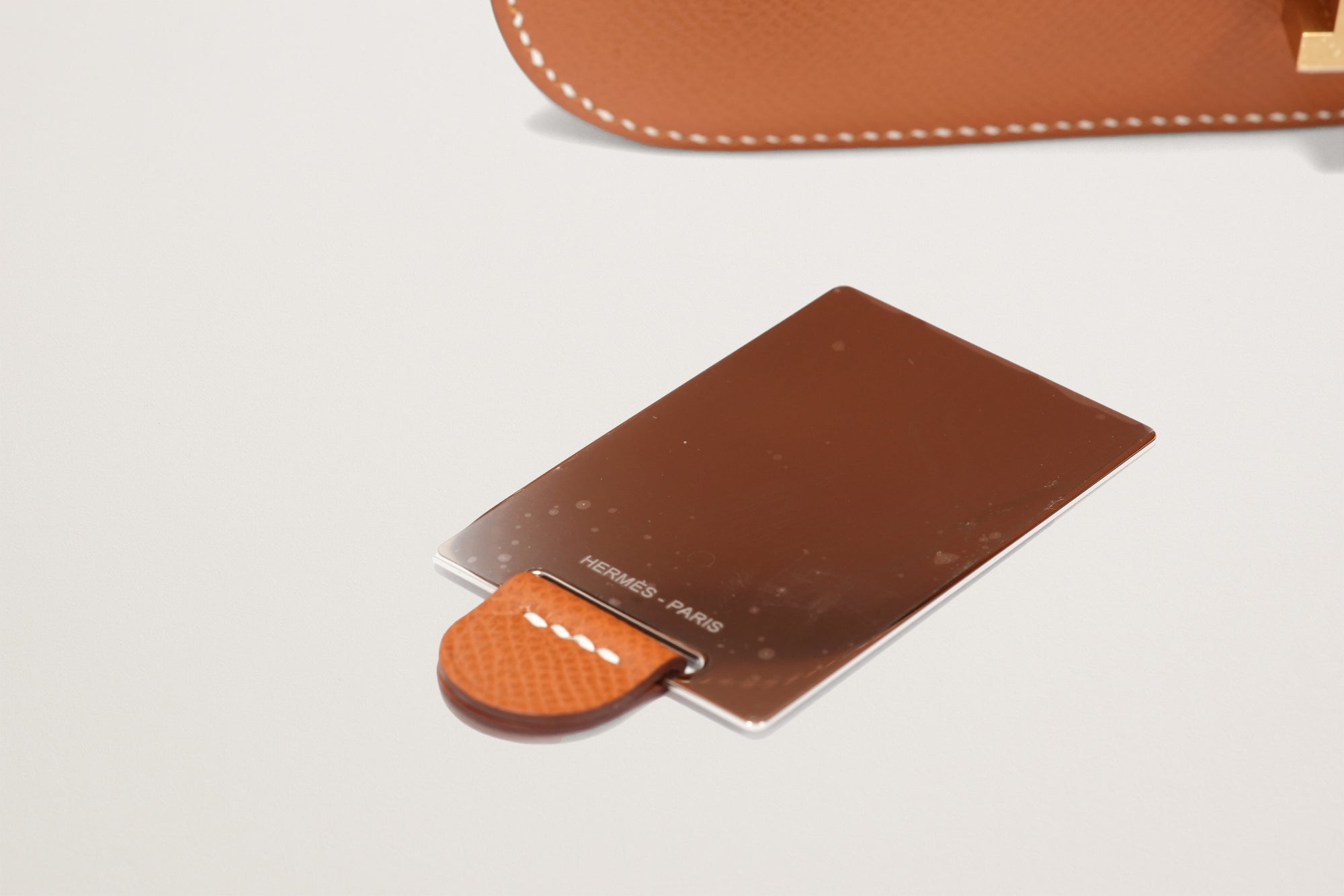 HERMES コンスタンスエラン ゴールド
