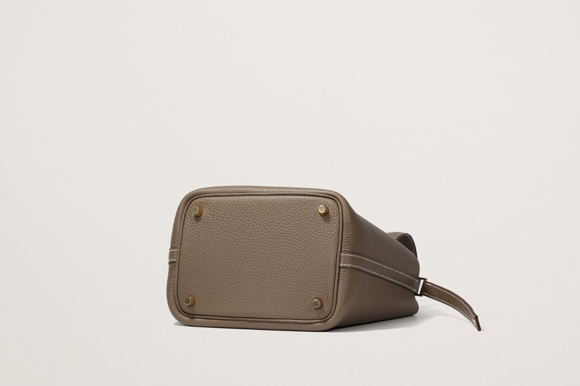 HERMES ピコタンロック18 エトゥープ