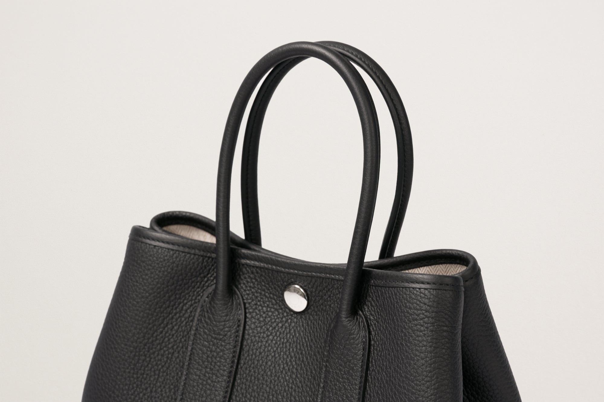 HERMES ネオ・ガーデン23 黒