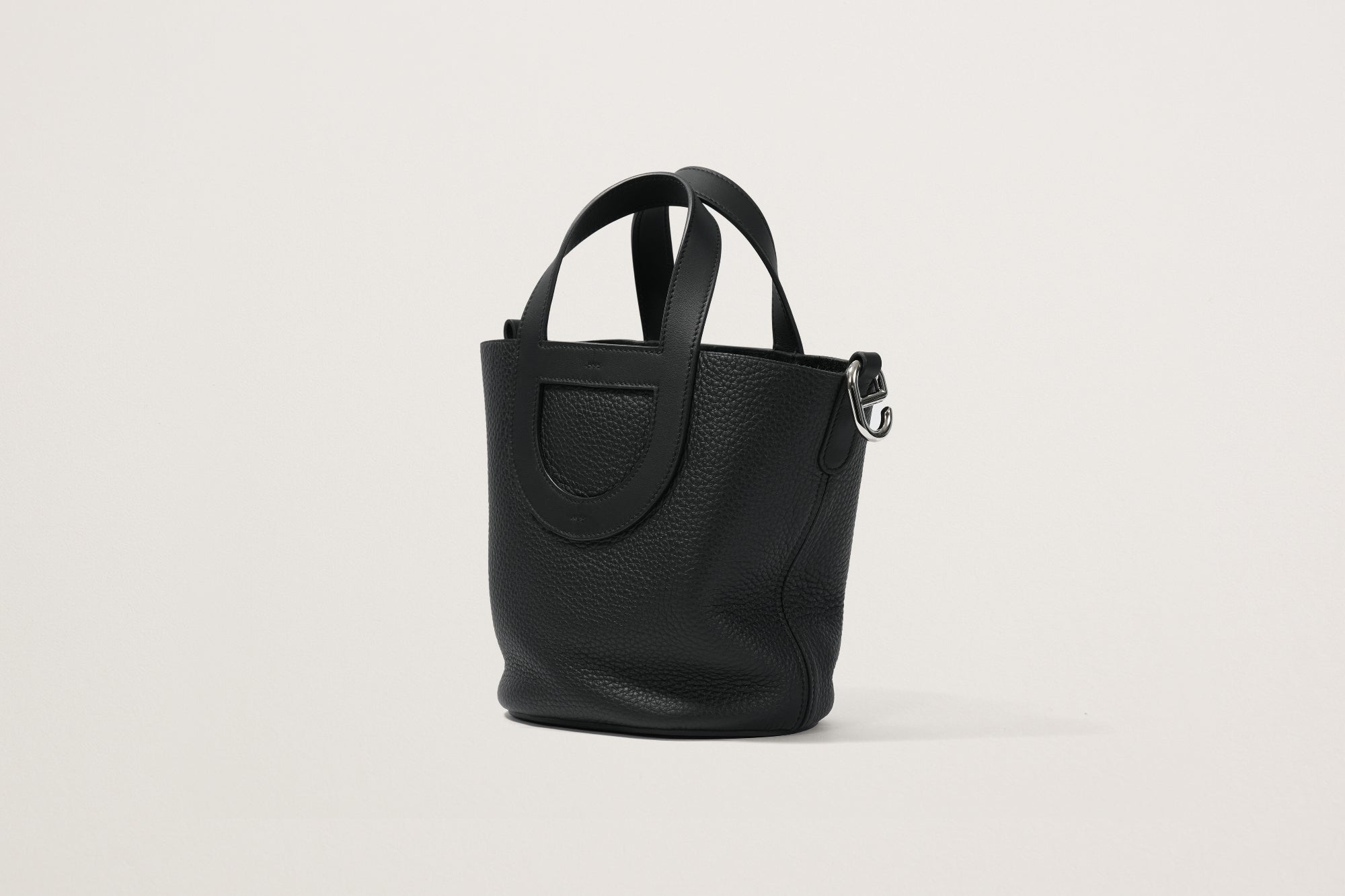 HERMES インザループ18 黒 – GINZA SATAKE