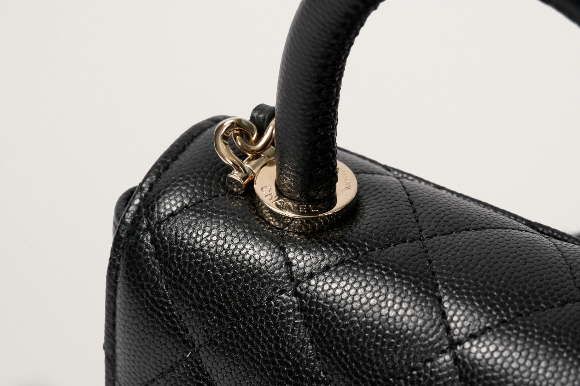 CHANEL ココハンドルマトラッセバッグ