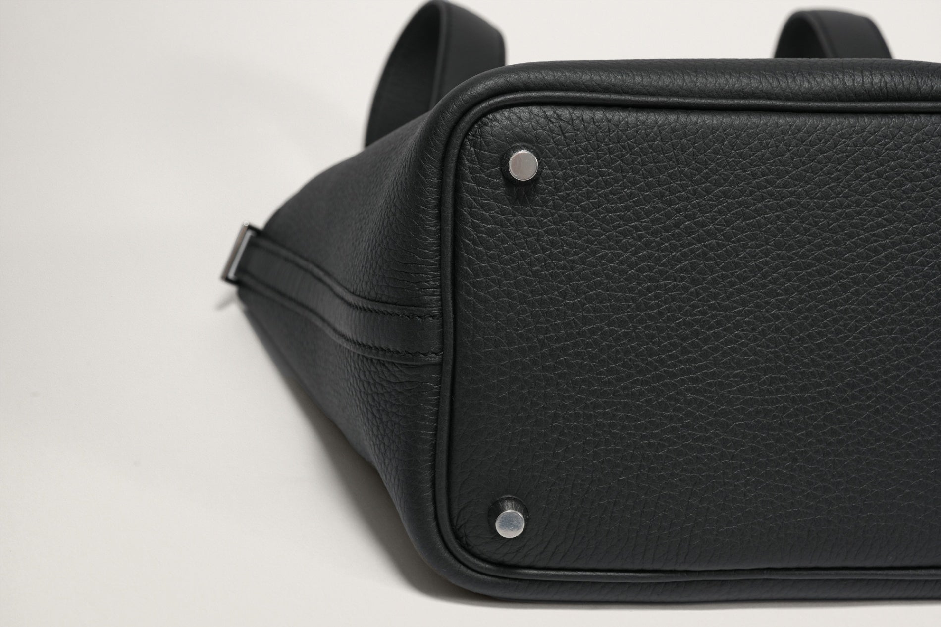 HERMES ピコタンロック18 黒