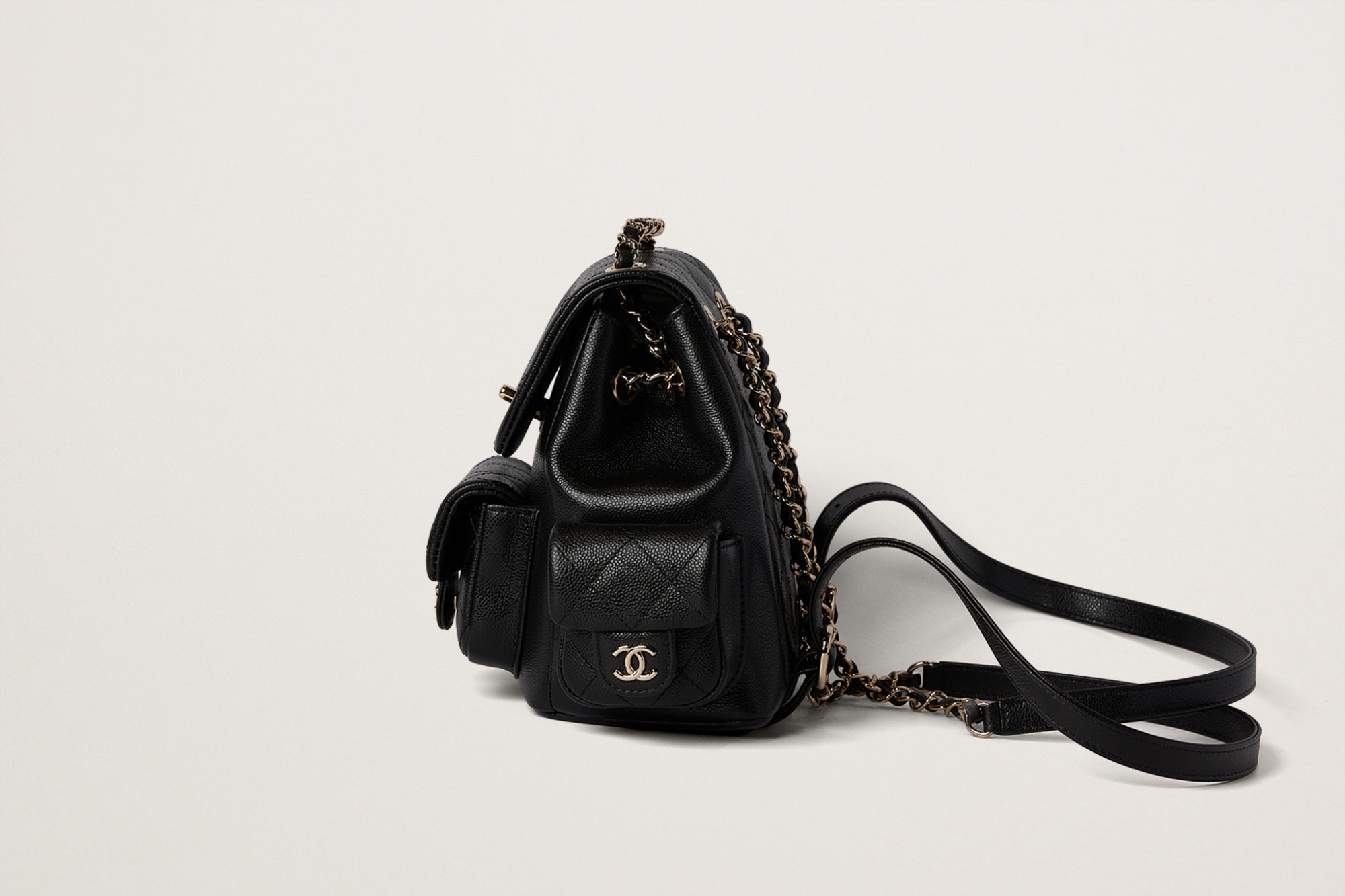 シャネル　正規品　リュック CHANEL マトラッセ マルチポケットリュック – GINZA SATAKE