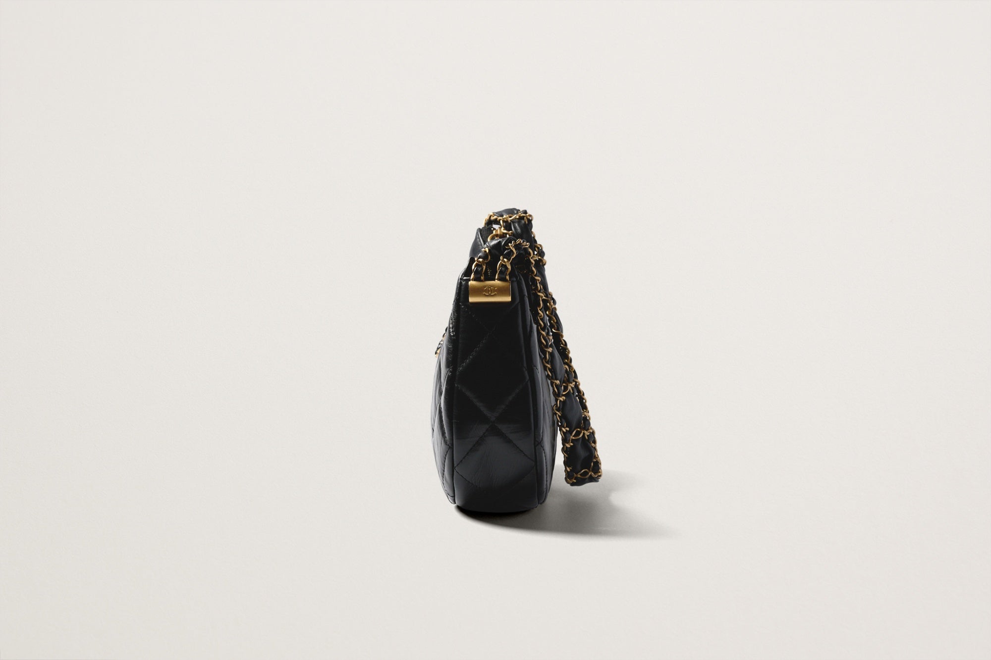 CHANEL シャネル19 ホーボー ショルダーバッグ – GINZA SATAKE