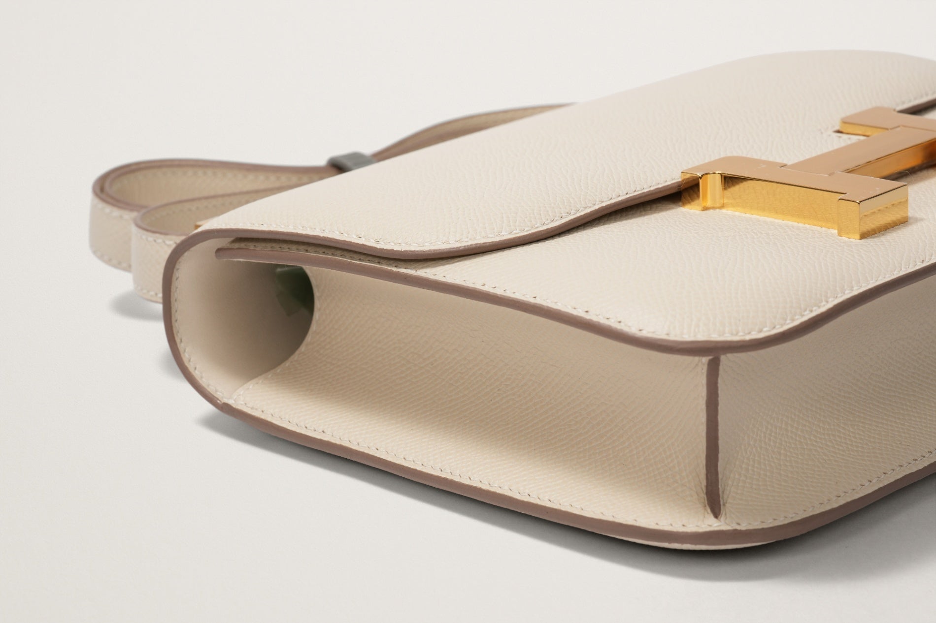 HERMES コンスタンス24 クレ