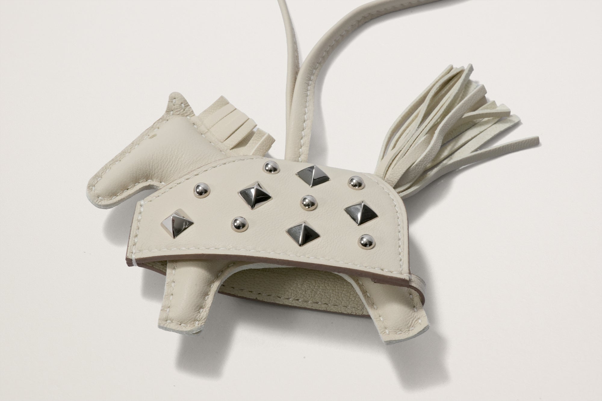 HERMES ロデオチャームPM ロべオ・ロック クレ – GINZA SATAKE