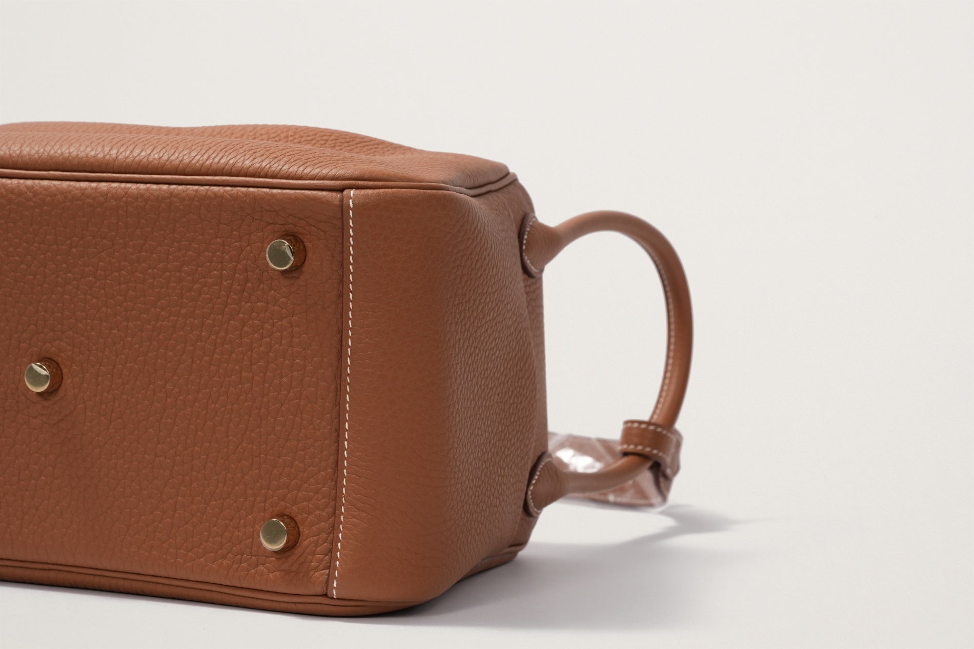 HERMES リンディ26 ゴールド