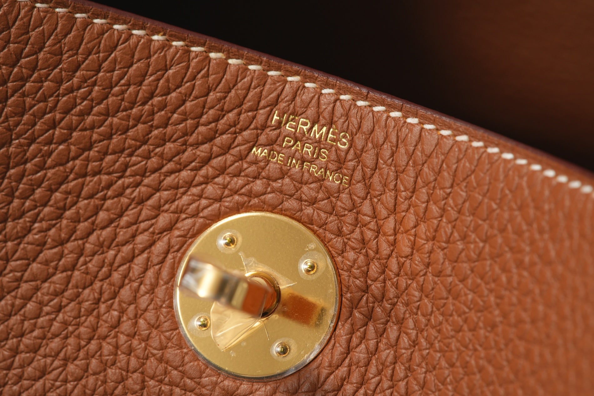 HERMES リンディ26 ゴールド