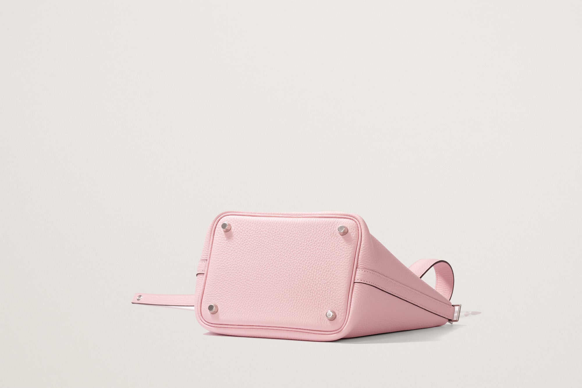 HERMES ピコタンロック18 ローズサクラ
