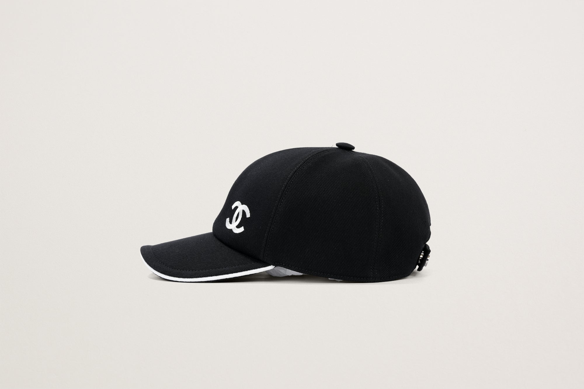 CHANEL ブラック キャップ CHANEL キャップ 帽子 黒/白 – GINZA SATAKE