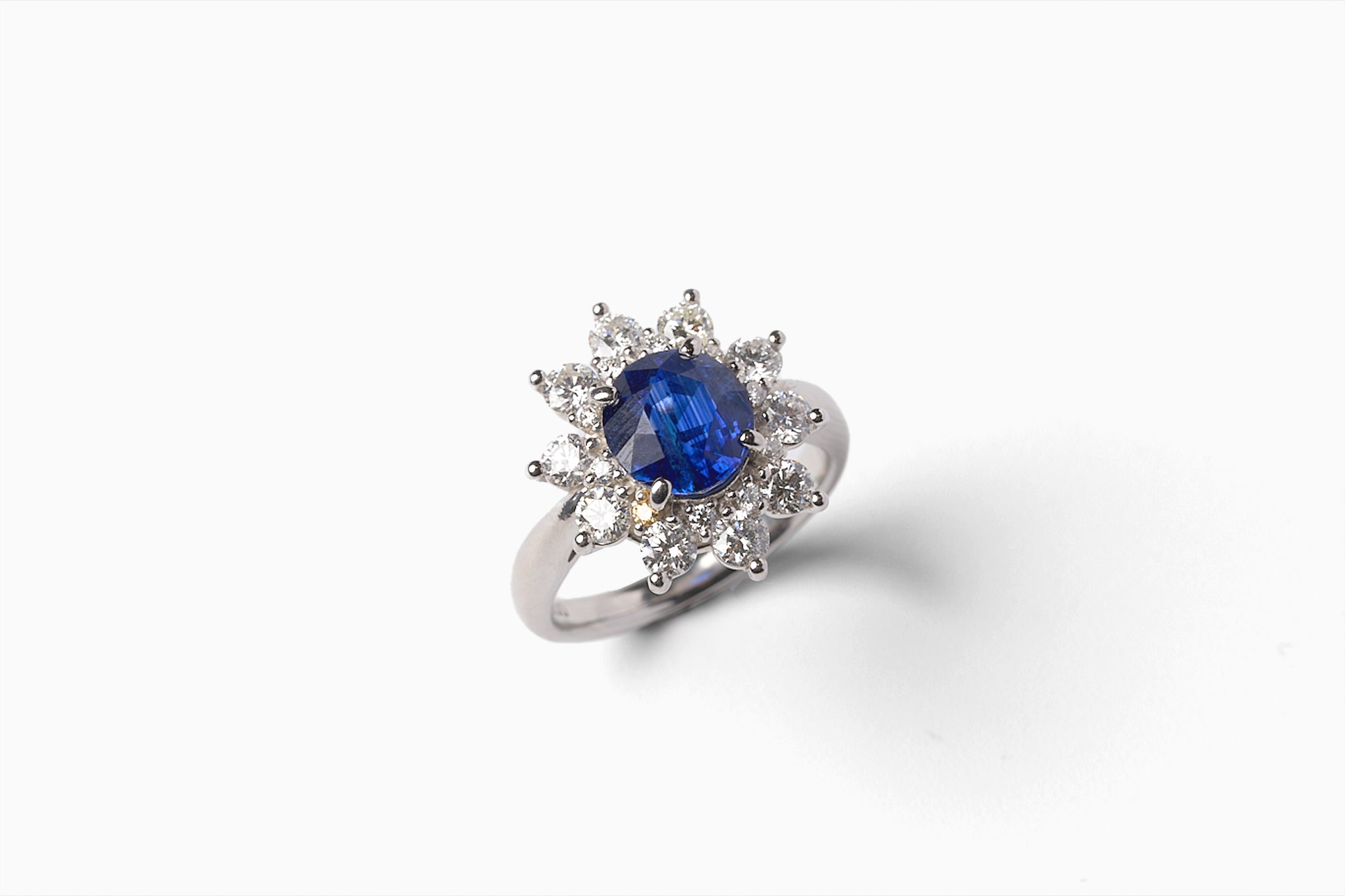 9月 サファイア リング – GINZA SATAKE