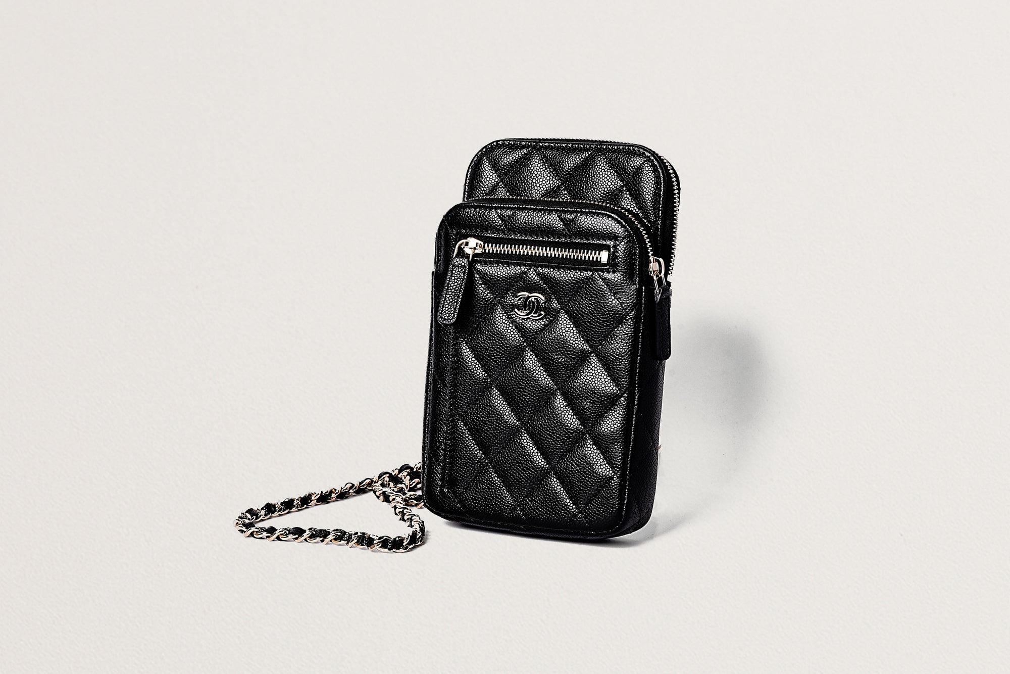 CHANEL チェーンショルダーフォンポーチ