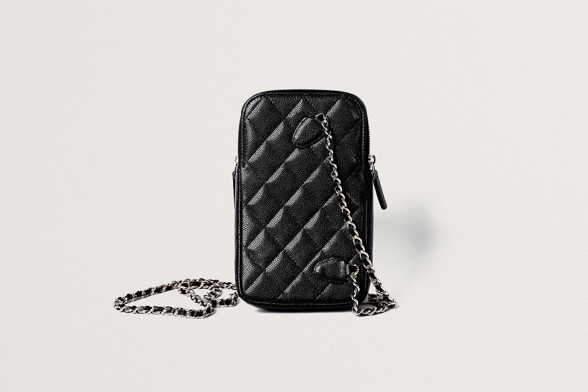 CHANEL チェーンショルダーフォンポーチ