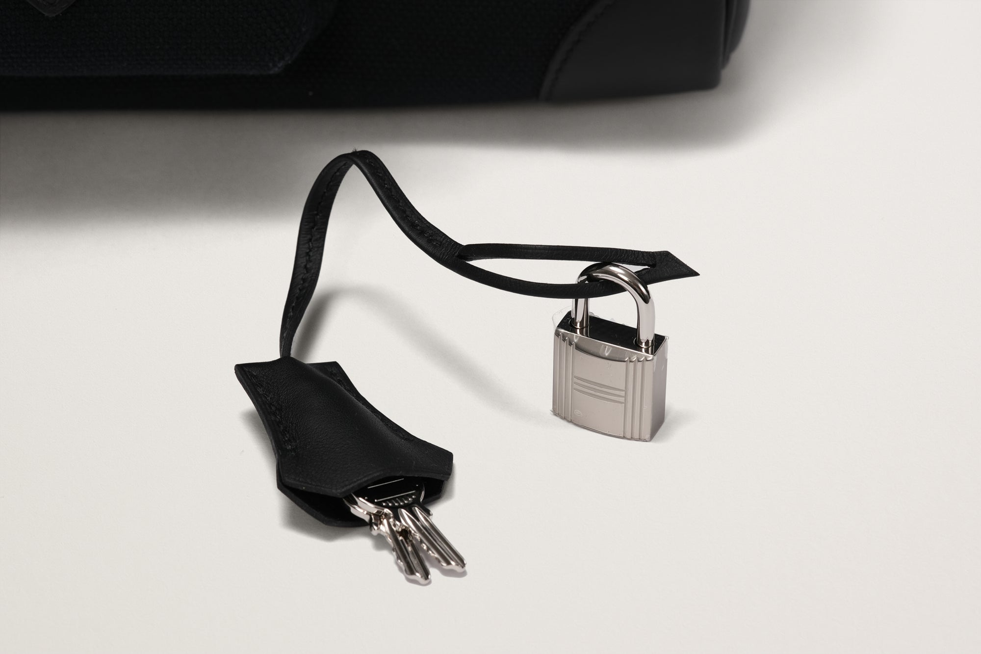 HERMES バーキン25 カーゴ ブルーマリン/黒
