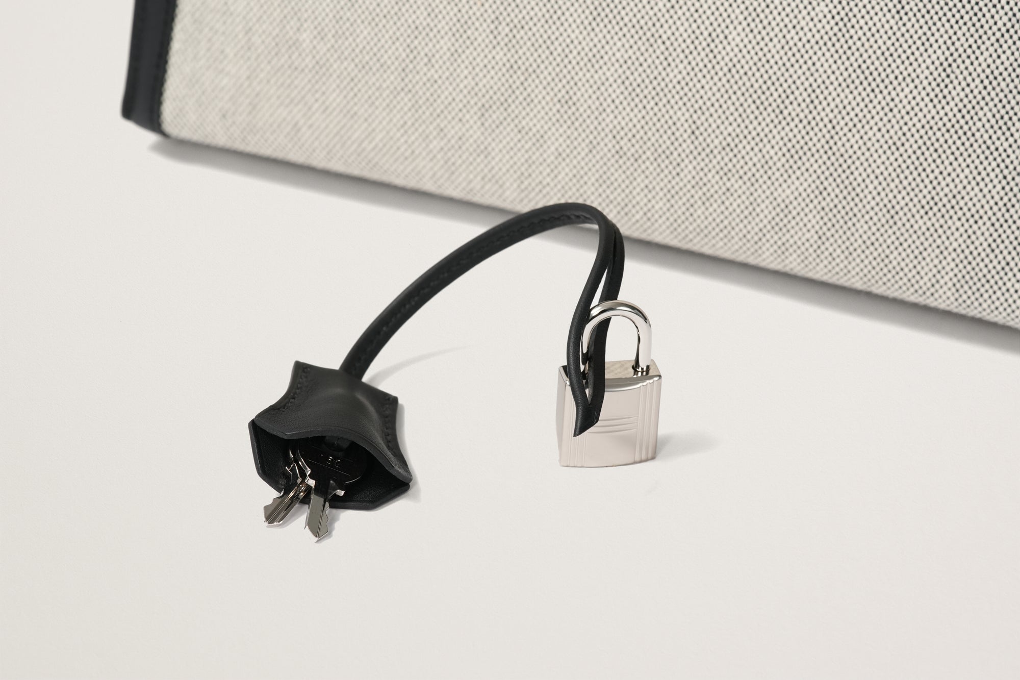 HERMES ケリー25 黒