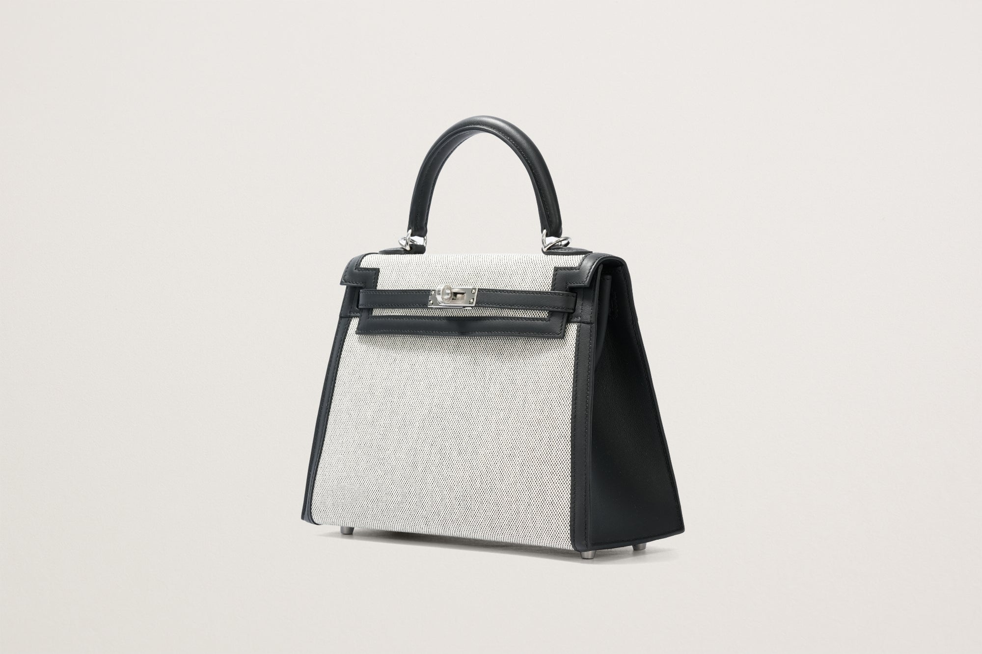 HERMES ケリー25 黒/エクリュ – GINZA SATAKE
