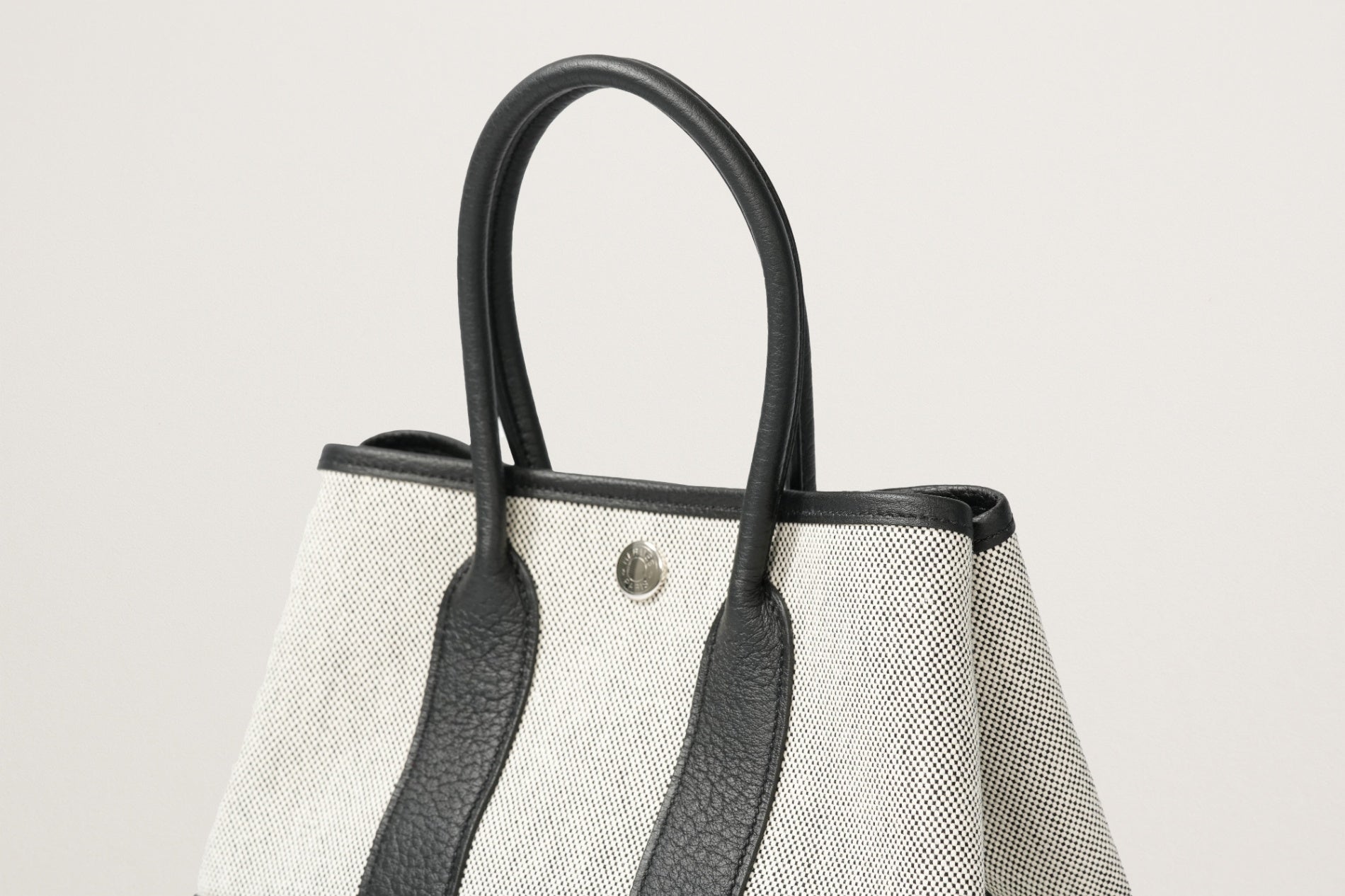 HERMES ネオ・ガーデン23 黒