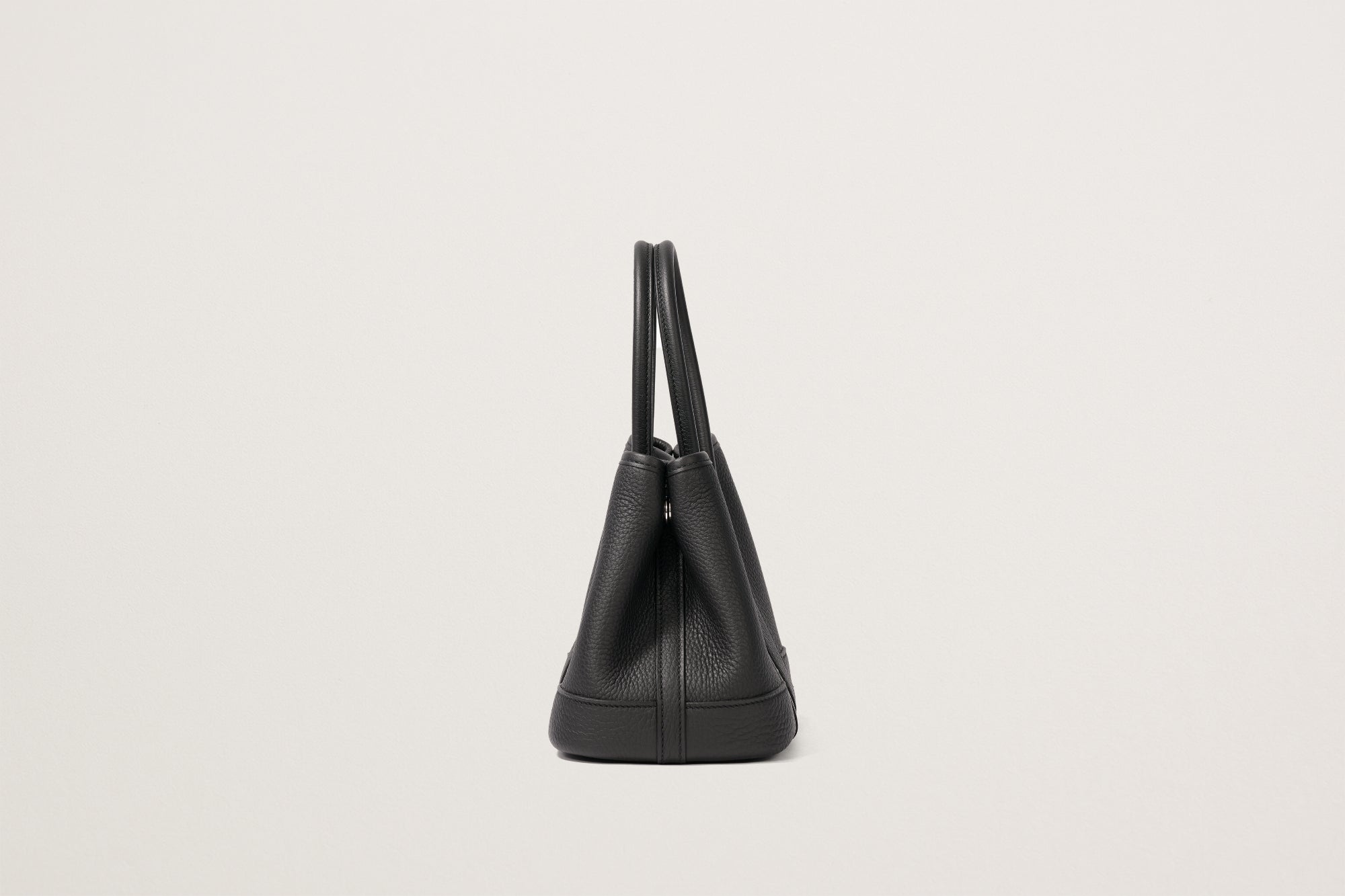 HERMES ネオ・ガーデン23 黒