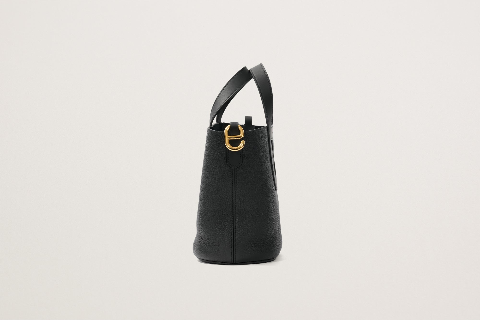 HERMES インザループ18 黒 – GINZA SATAKE
