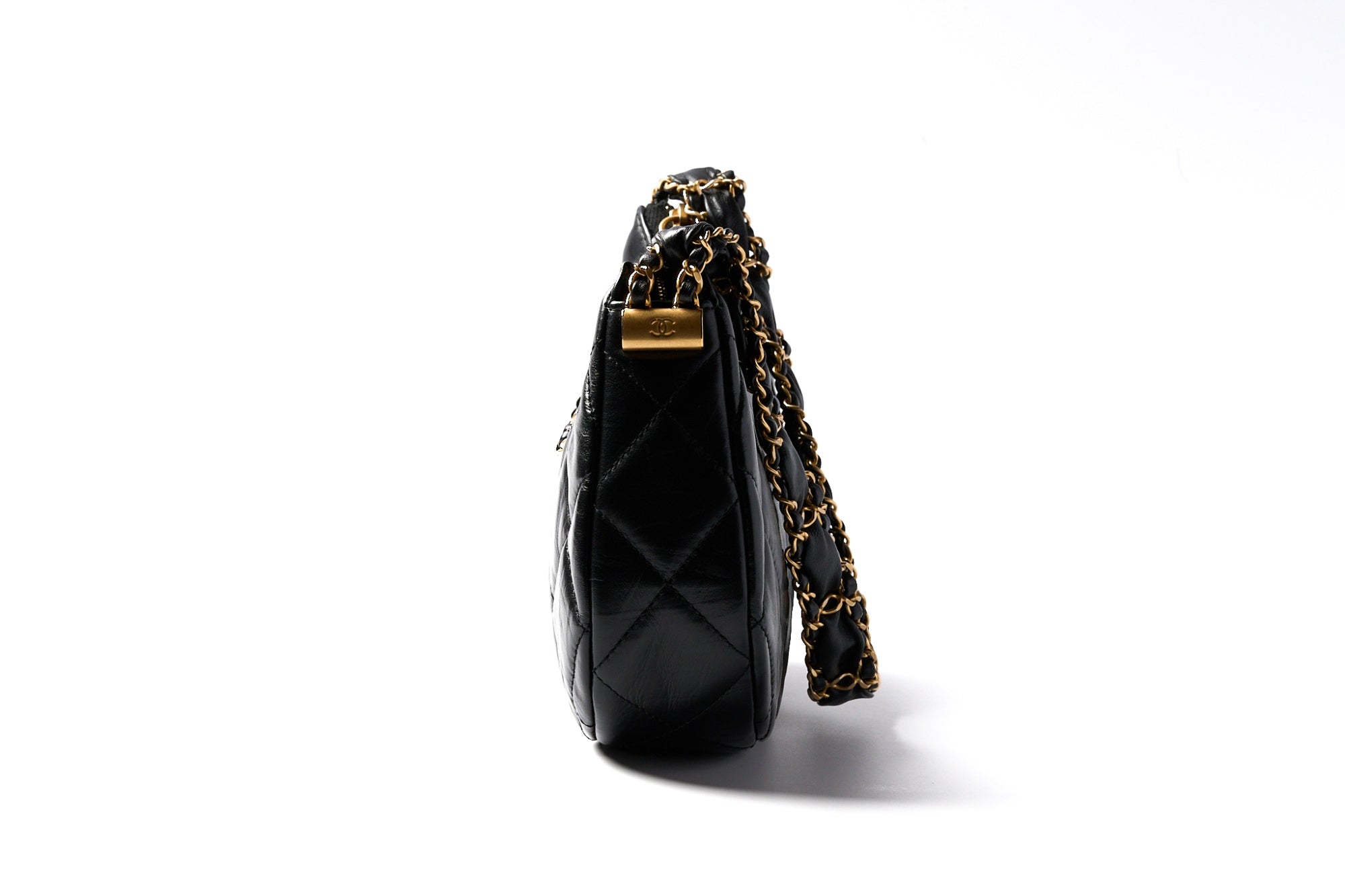 CHANEL 19ホーボーバッグ