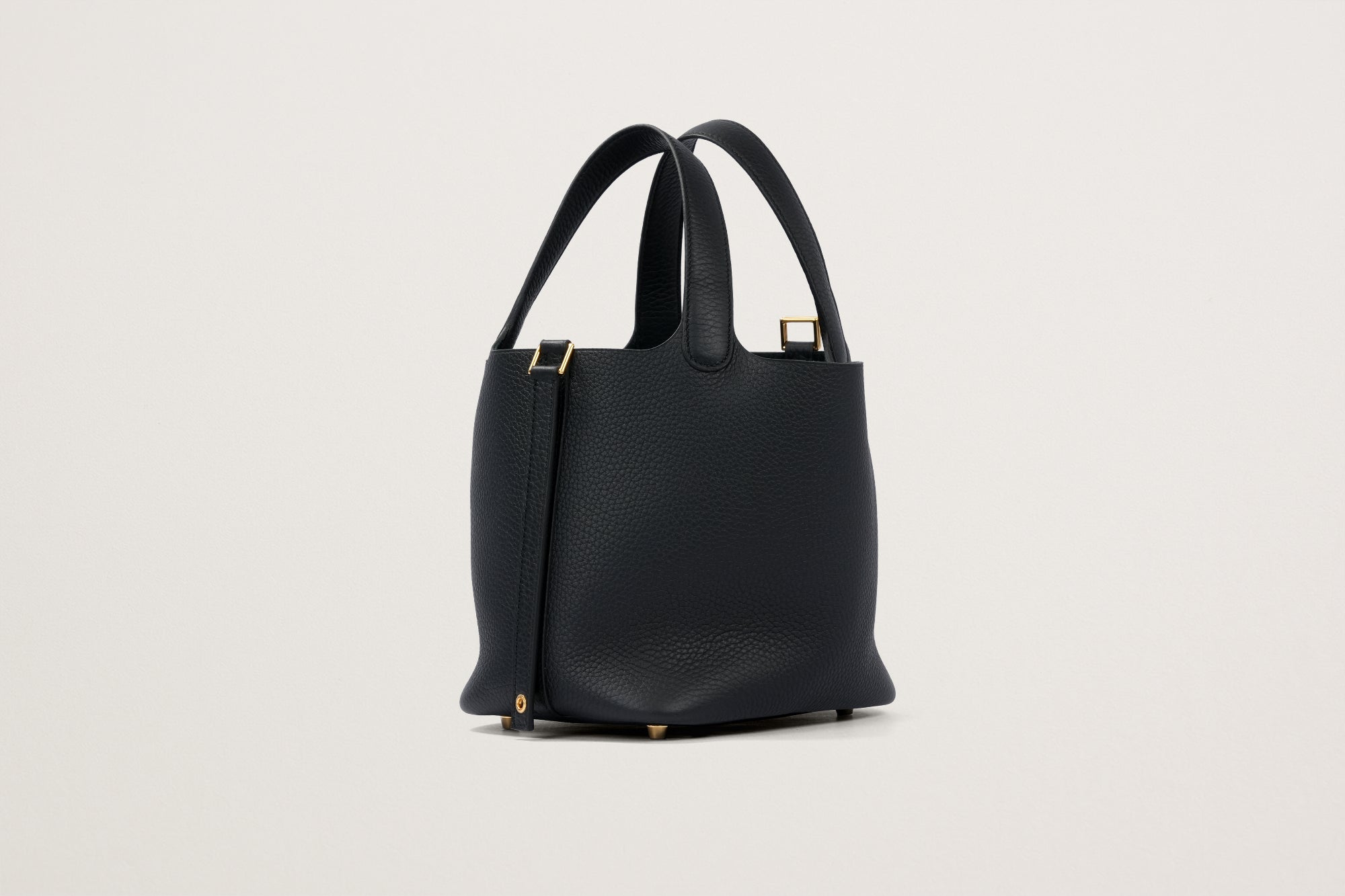 HERMES ピコタンロック18 黒 – GINZA SATAKE