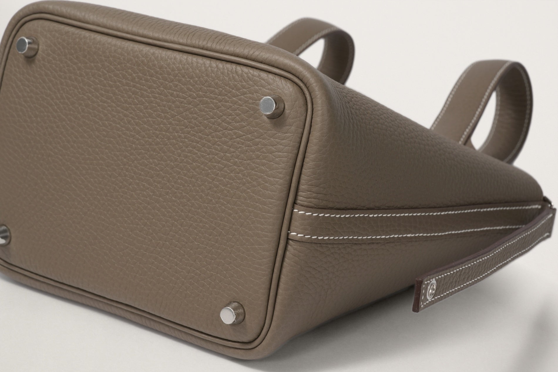 HERMES ピコタンロック18 エトゥープ