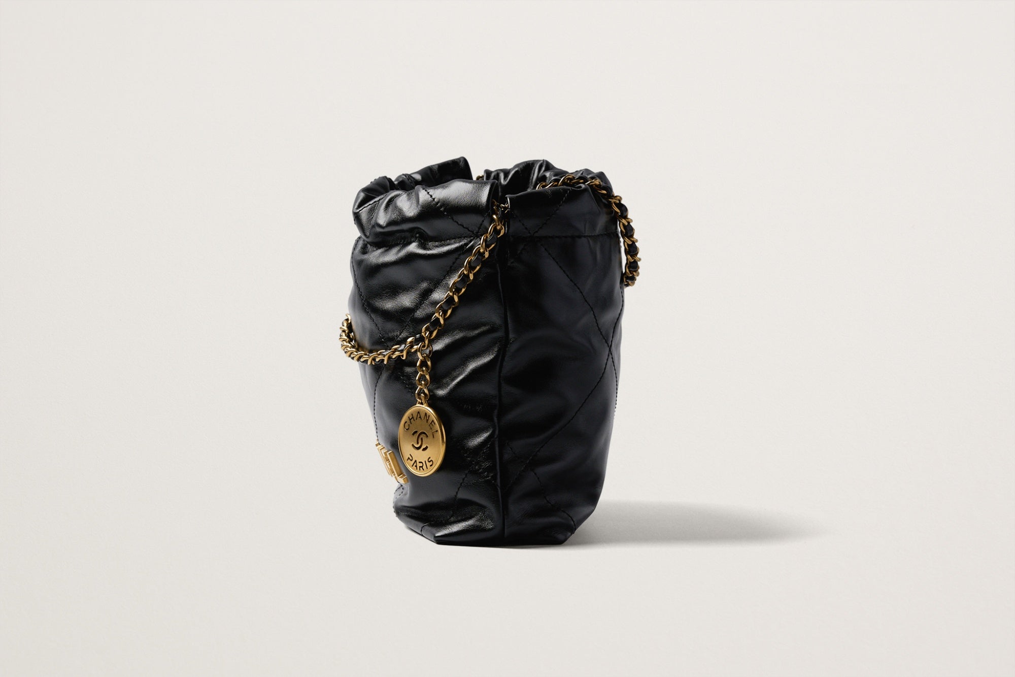 CHANEL シャネル22 ミニハンドバッグ – GINZA SATAKE