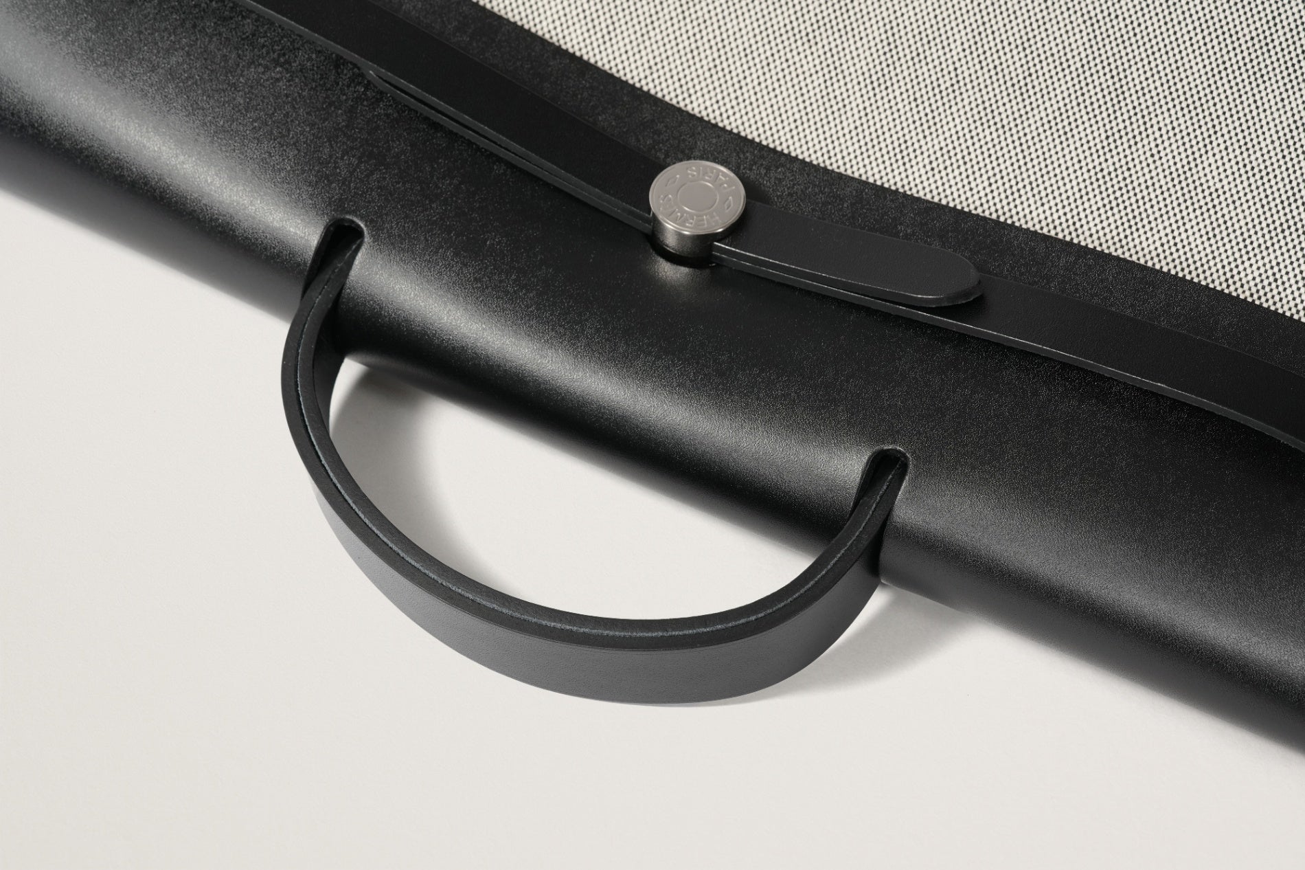 HERMES エールバッグ39 黒/エクリュ