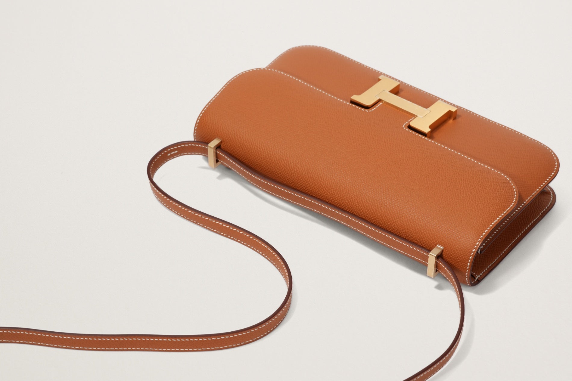 HERMES コンスタンスエラン ゴールド
