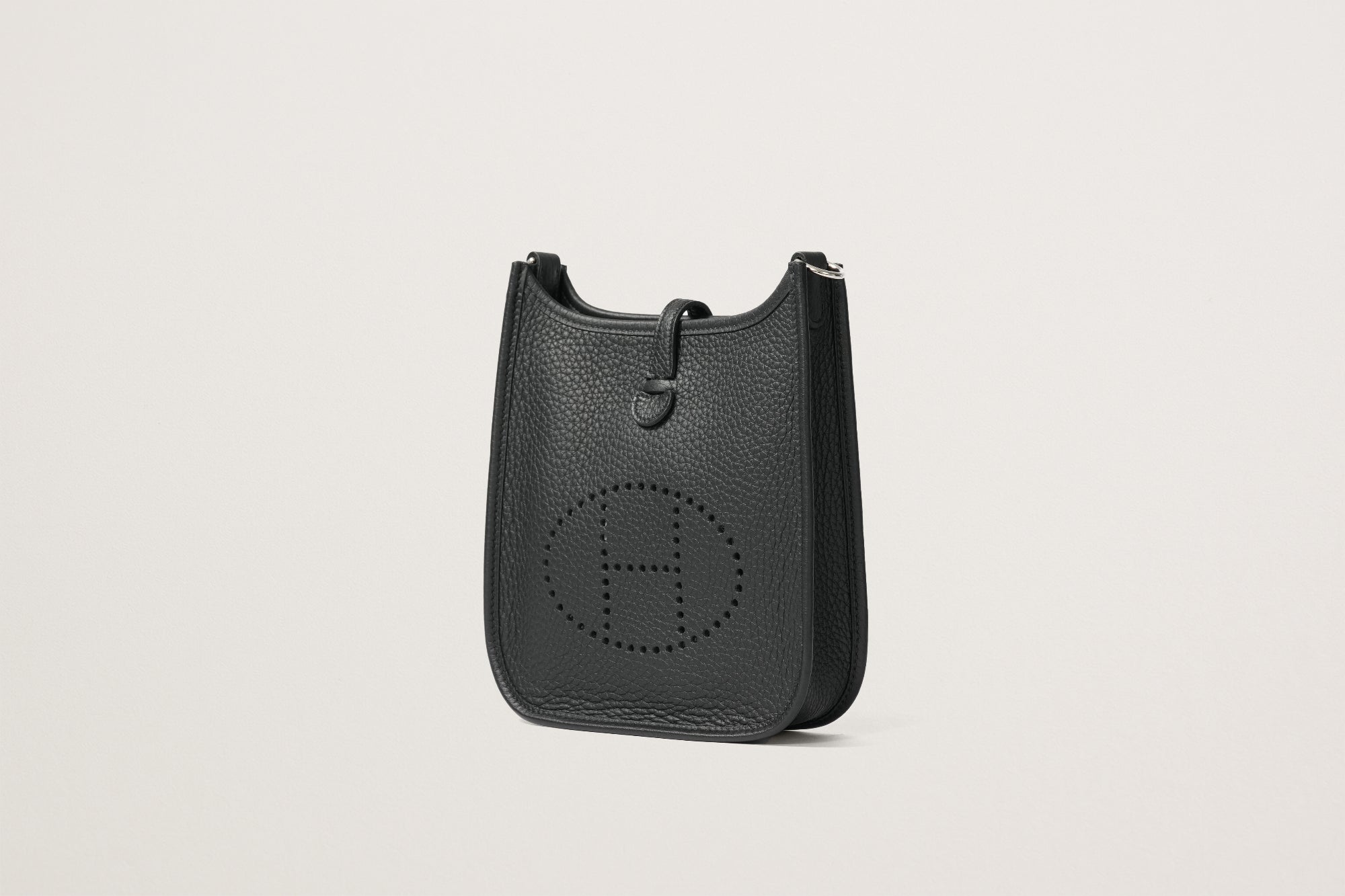 HERMES エヴリンアマゾーヌ16 黒