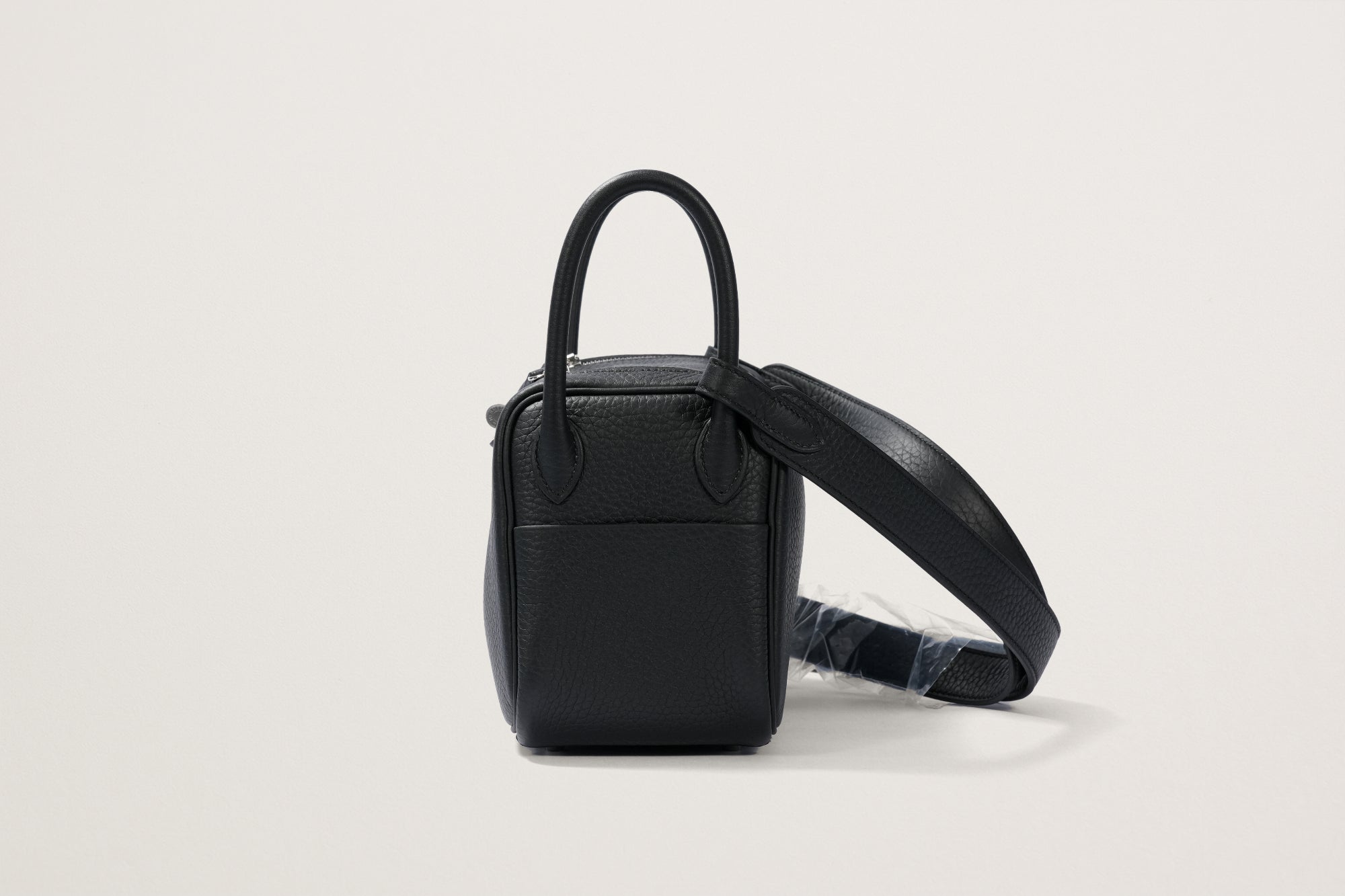 ちえさま専用　エルメスリンディ ミニノワール（ブラック）× シルバー金具2 HERMES ミニリンディ2 黒 – GINZA SATAKE