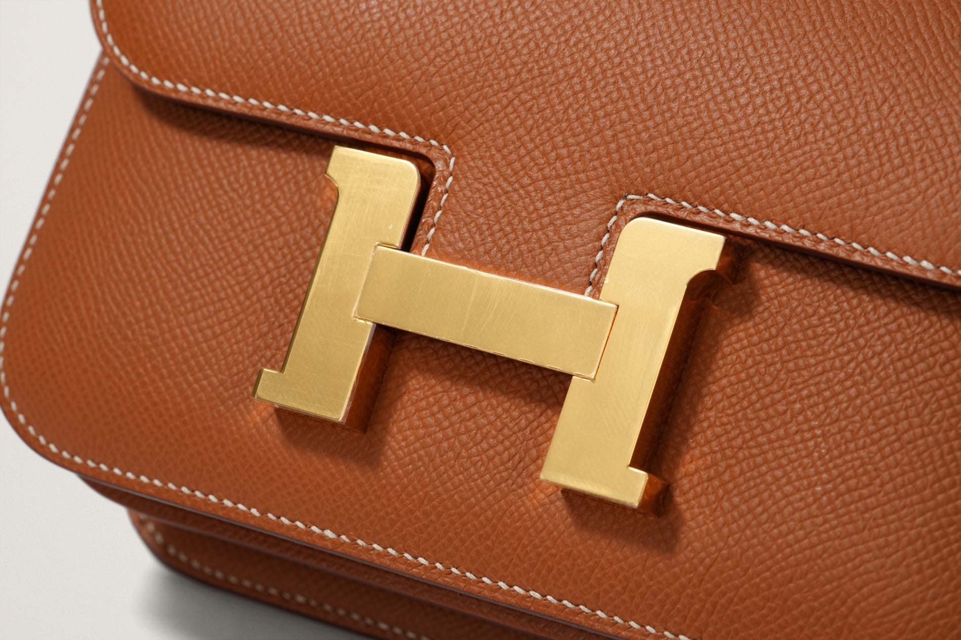 HERMES コンスタンスミニ ゴールド