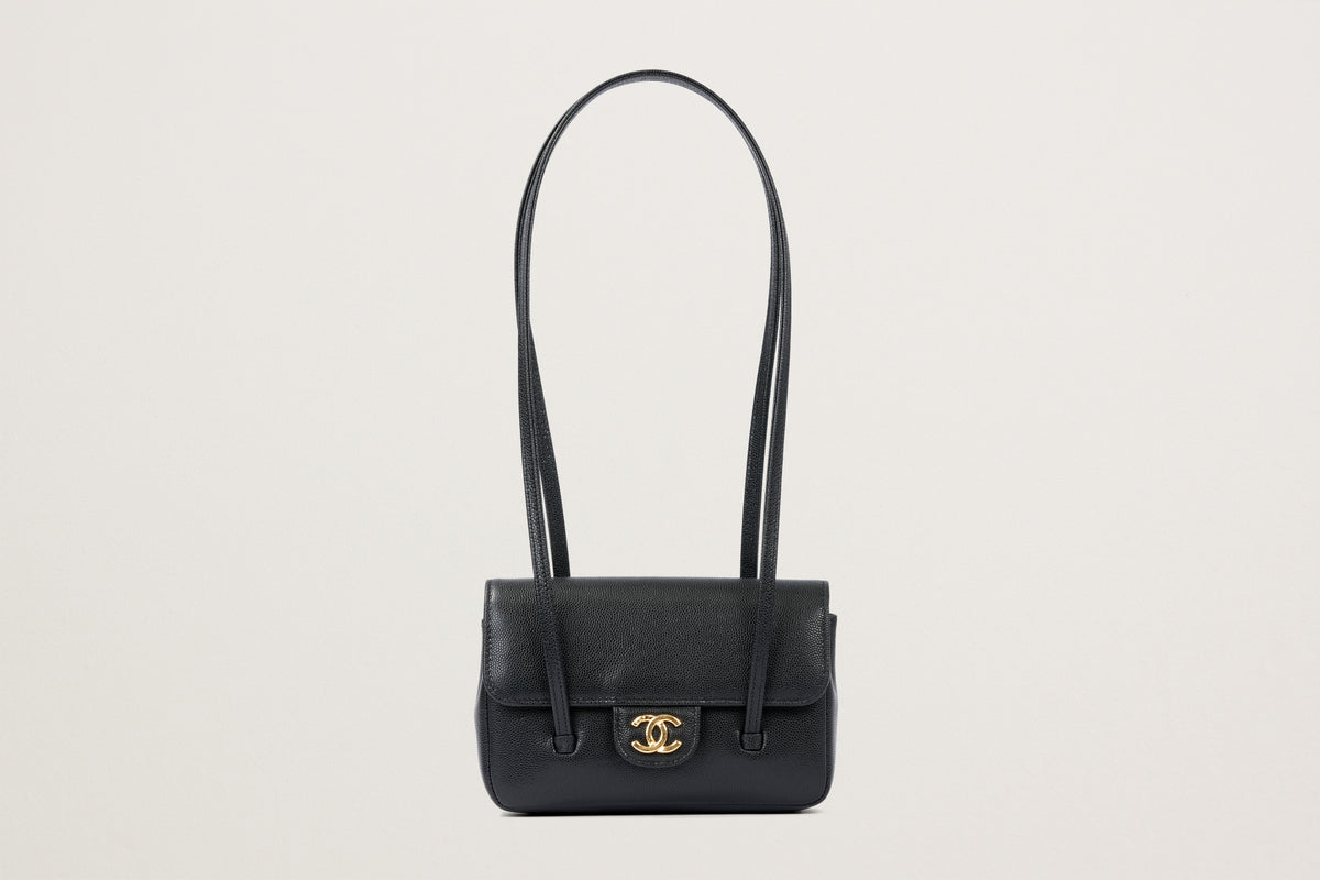 CHANEL ビーズクラッチバッグ 黒 断捨離 お値下けうかがいます。 CHANEL ストラップ クラッチ バッグ – GINZA SATAKE