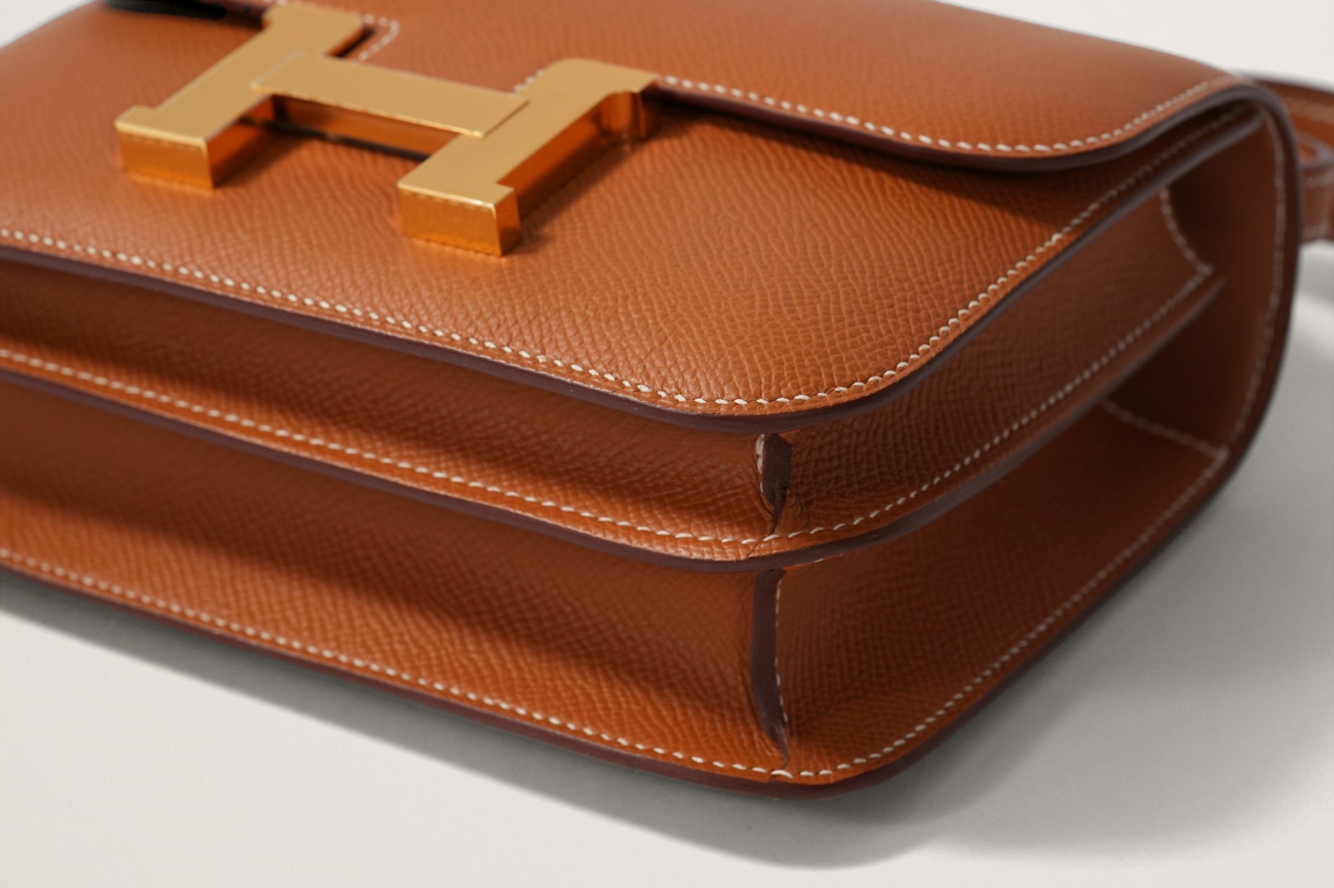 HERMES コンスタンスミニ ゴールド