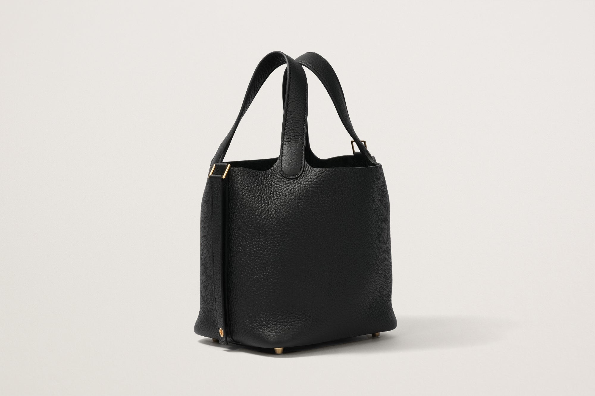 HERMES ピコタンロック18 黒