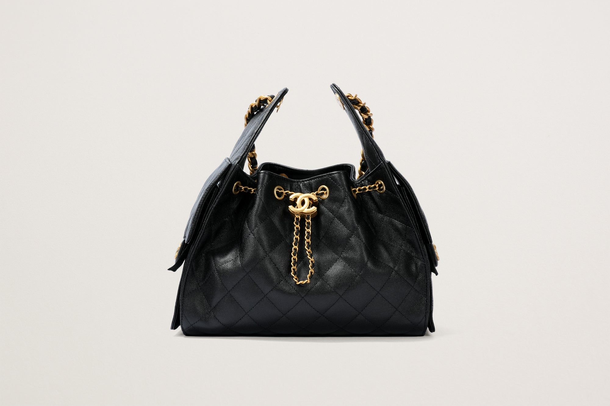 CHANEL25 スモール ノベル ティ CHANEL 25 スモール ハンドバッグ – GINZA SATAKE