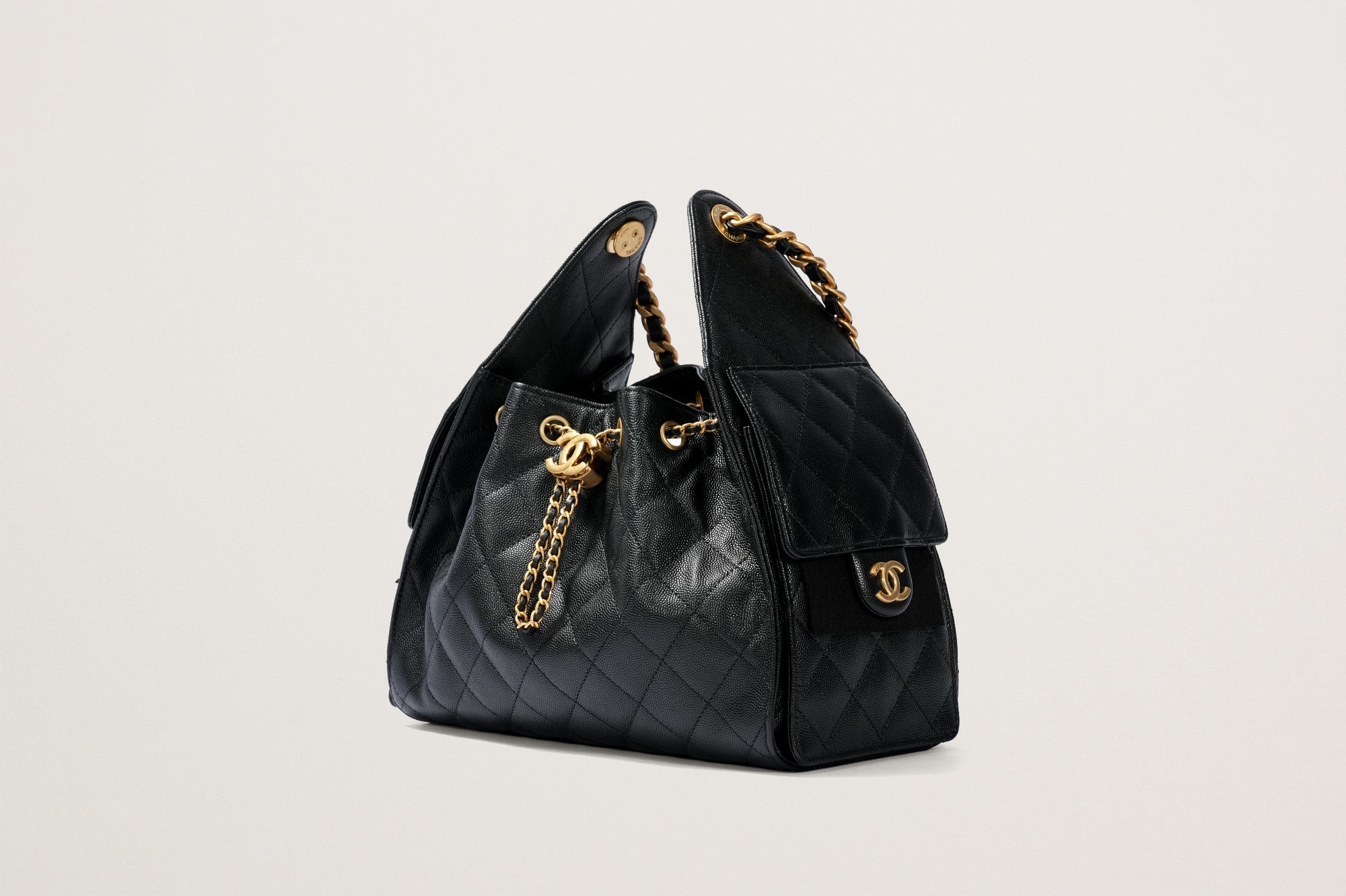 CHANEL25 スモール ノベル ティ CHANEL 25 スモール ハンドバッグ – GINZA SATAKE
