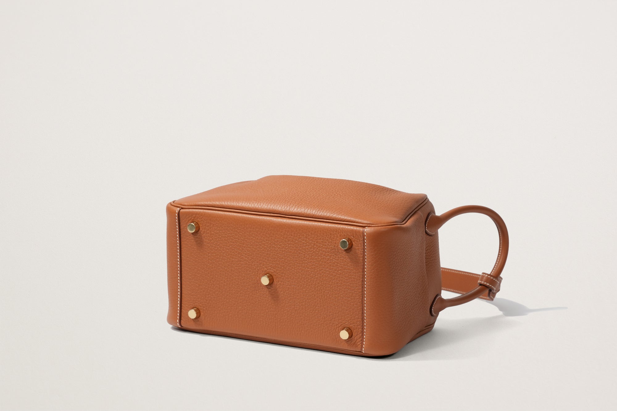 HERMES リンディ26 ゴールド