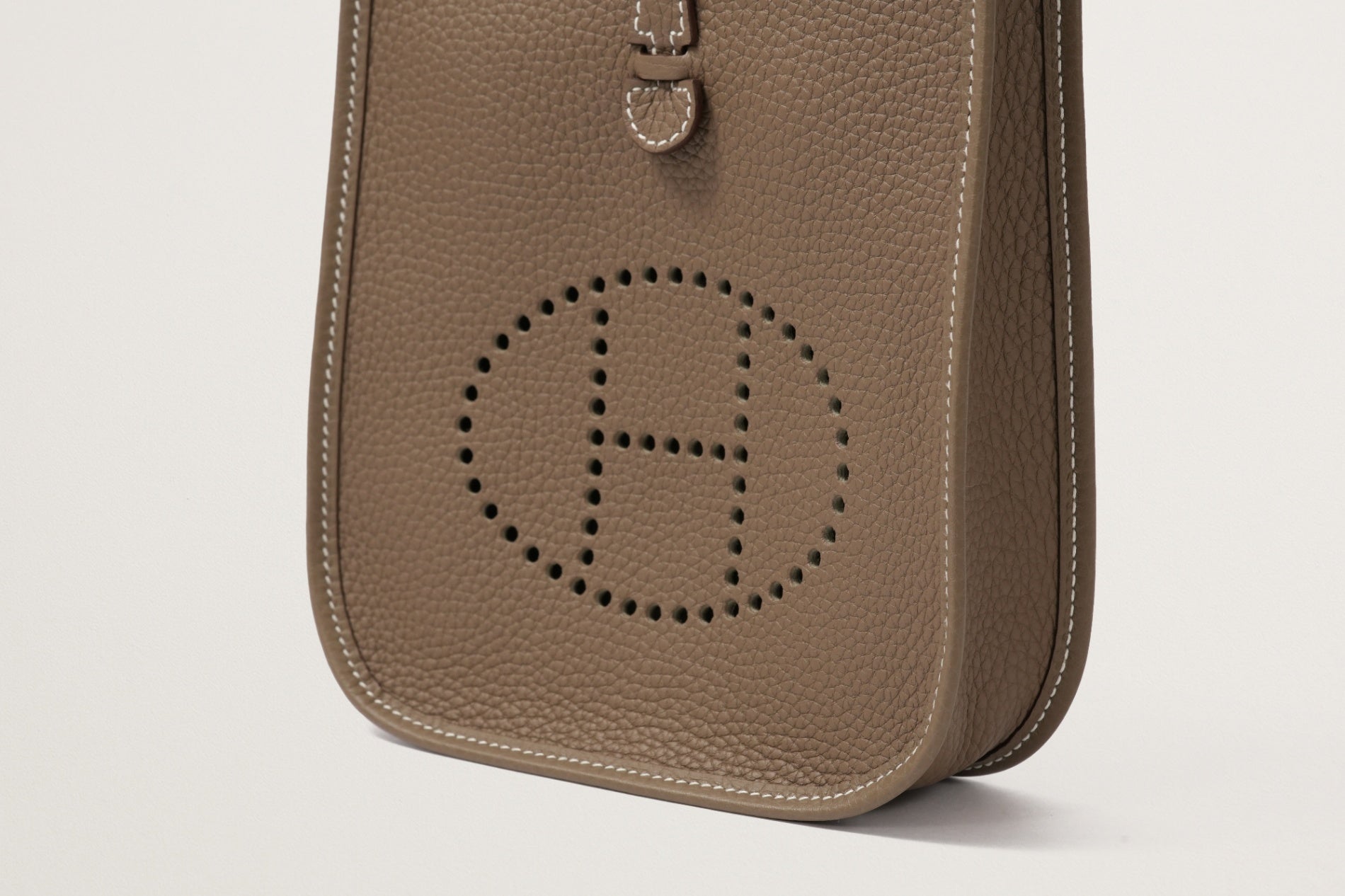 HERMES エヴリンアマゾーヌ16 エトゥープ