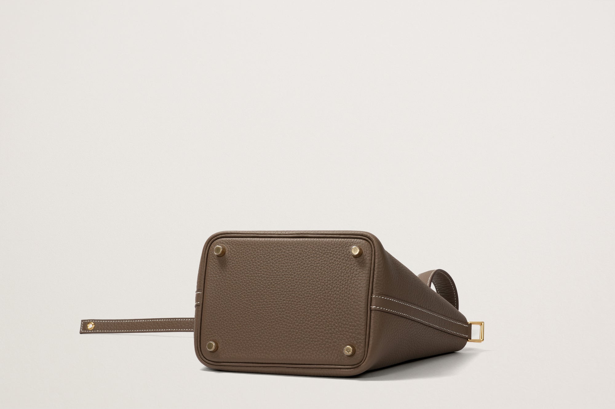HERMES ピコタンロック18 エトゥープ