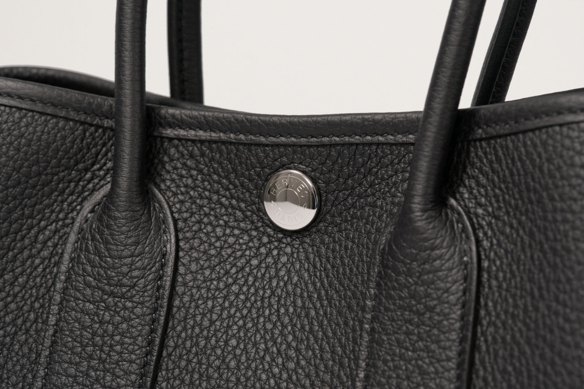 HERMES ネオ・ガーデン23 黒