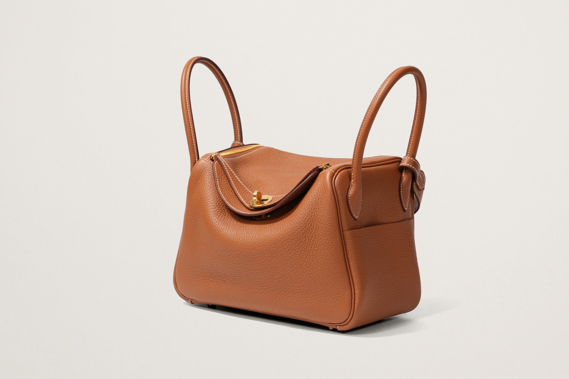 HERMES リンディ26 ゴールド