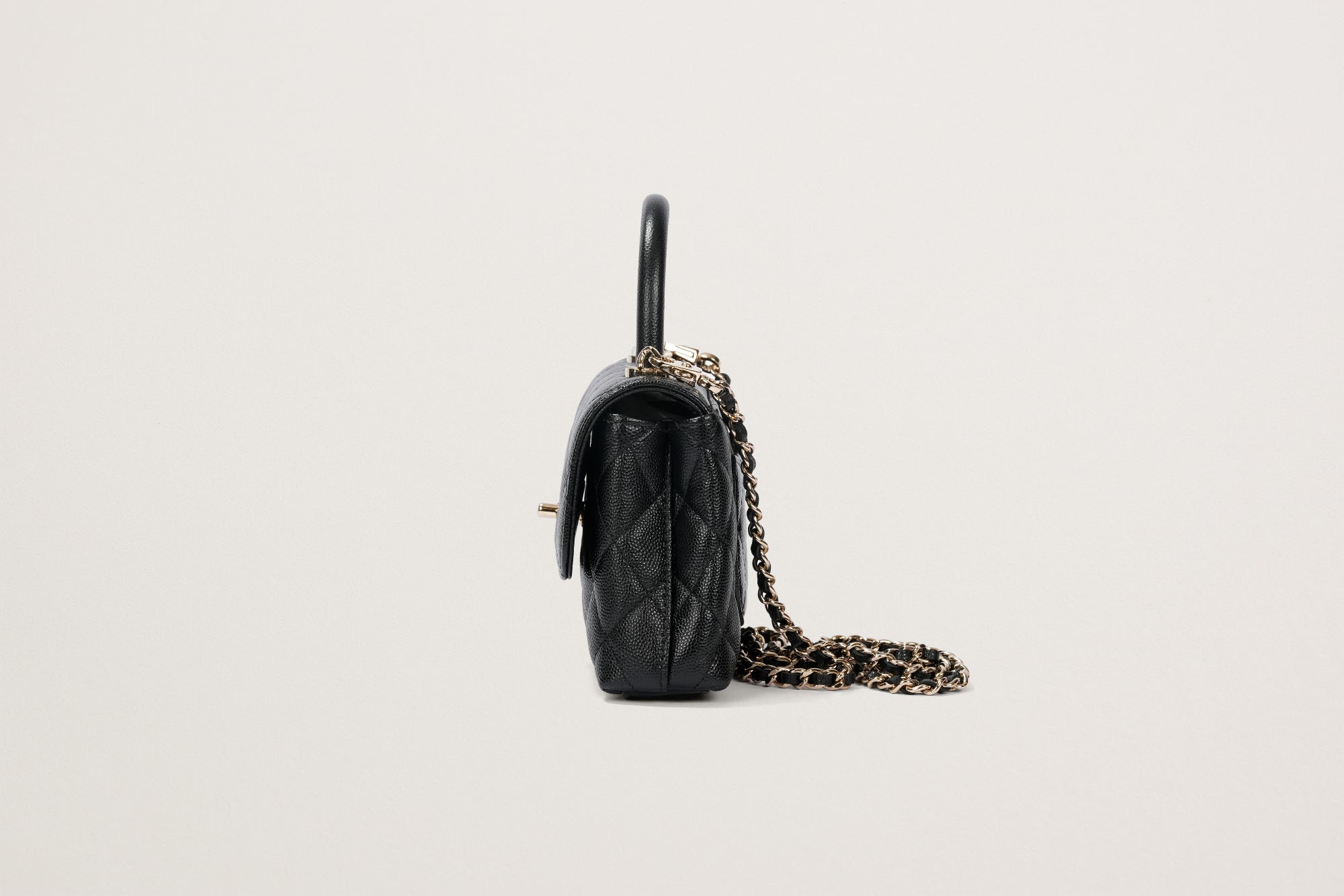 CHANEL マトラッセ ミニミニ ココハンドル チェーンショルダーバッグ