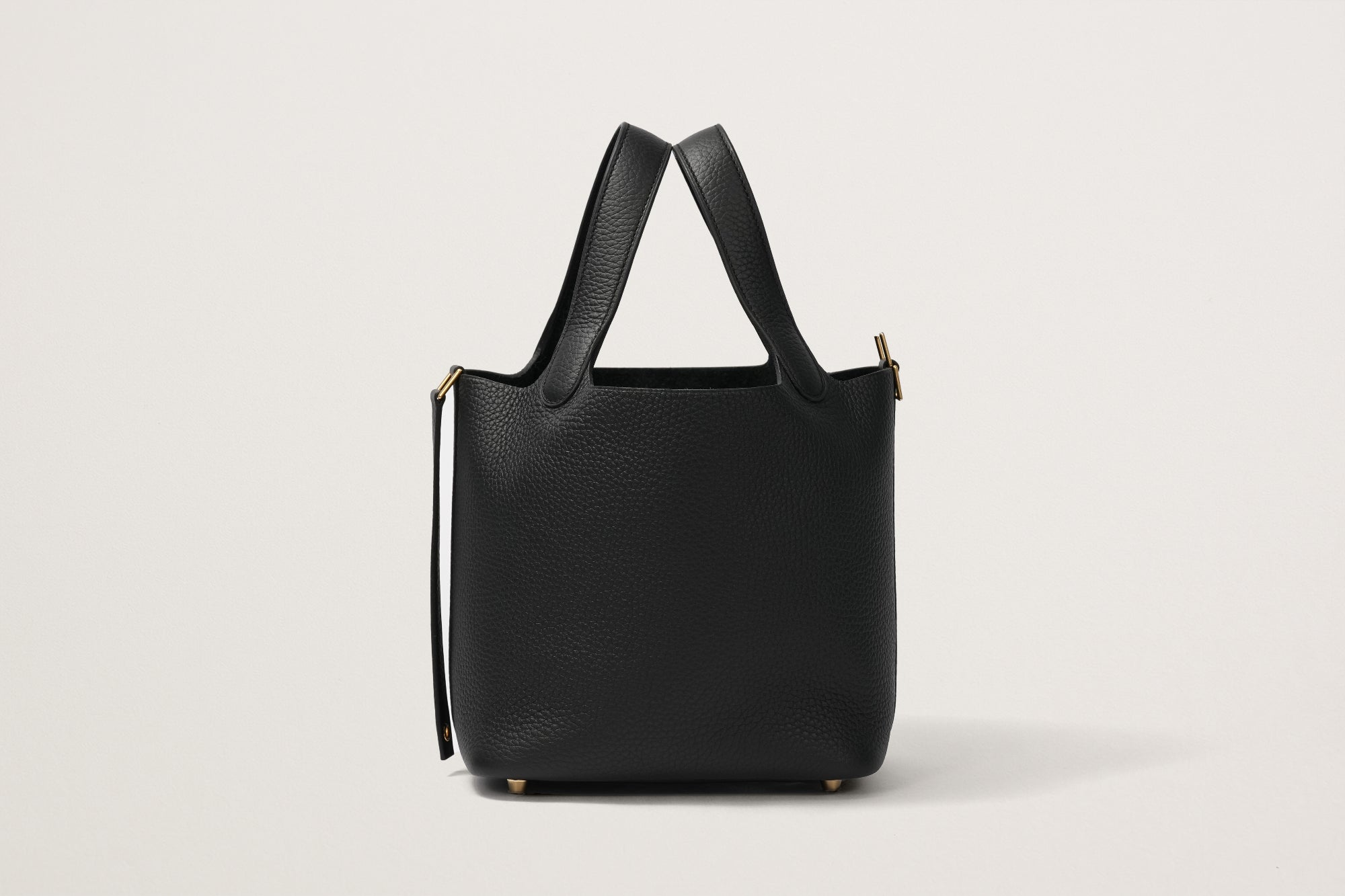 HERMES ピコタンロック18 黒