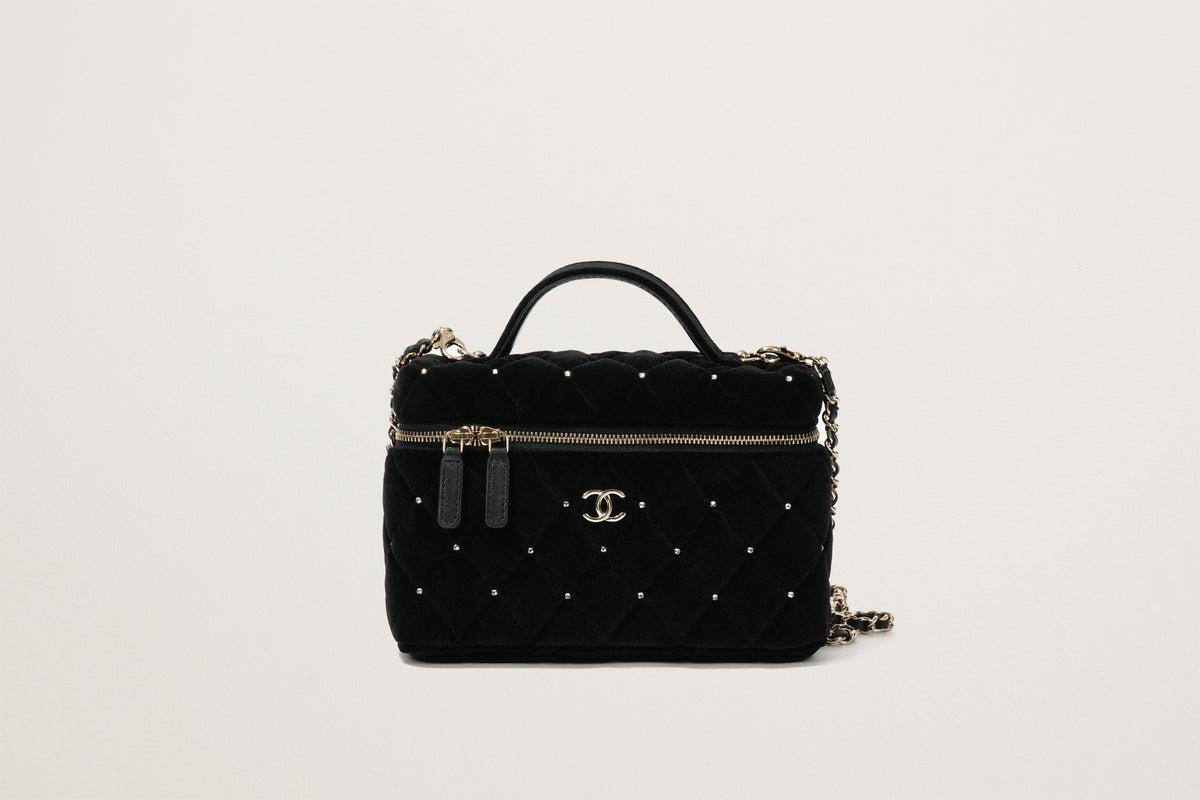 CHANELヴァニティーケース♡zhihui♡ 見た目以上に収納できて優秀！！】シャネル ヴァニティケース (CHANEL