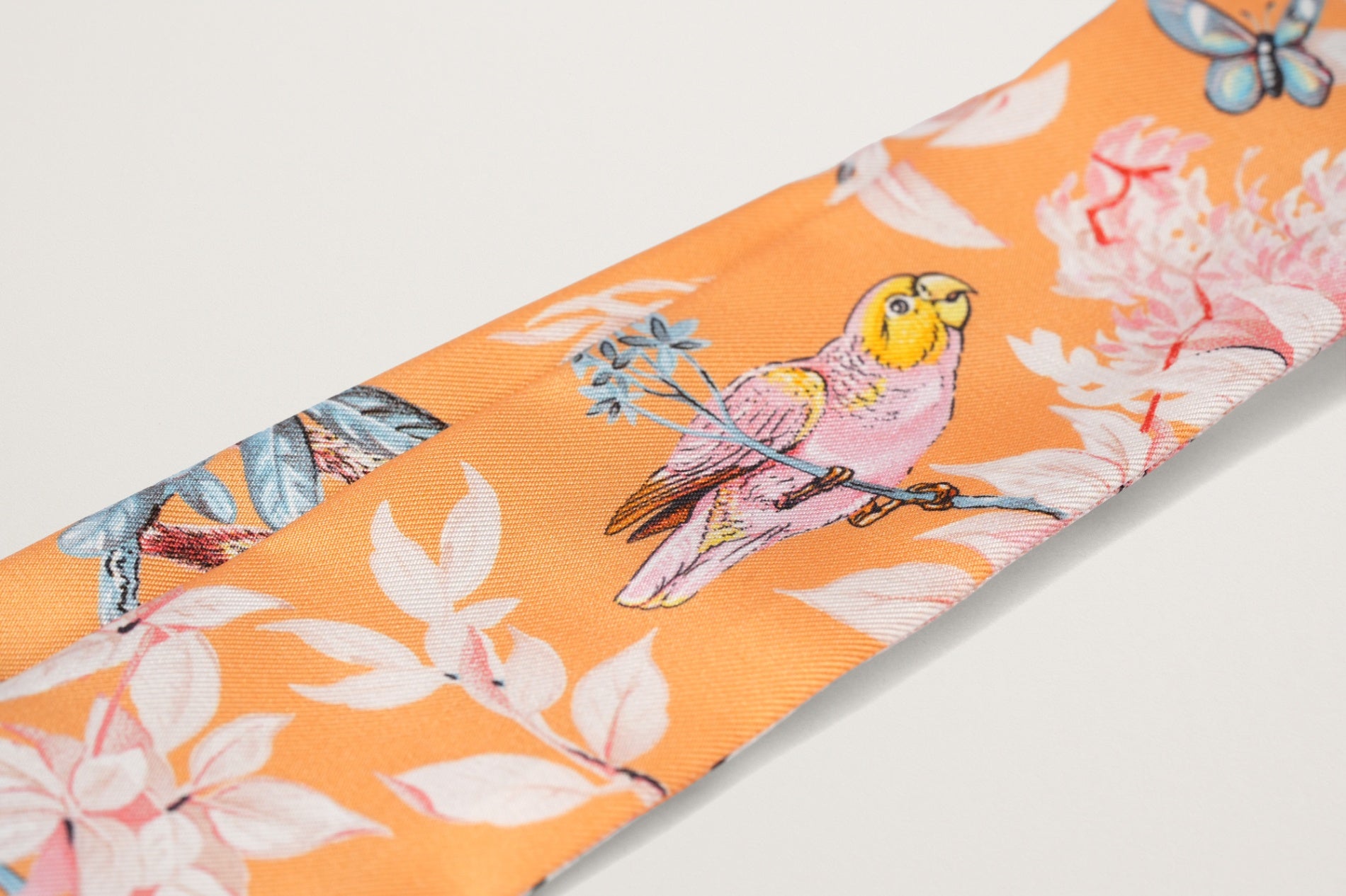 HERMES ツイリー《赤道直下》 – GINZA SATAKE