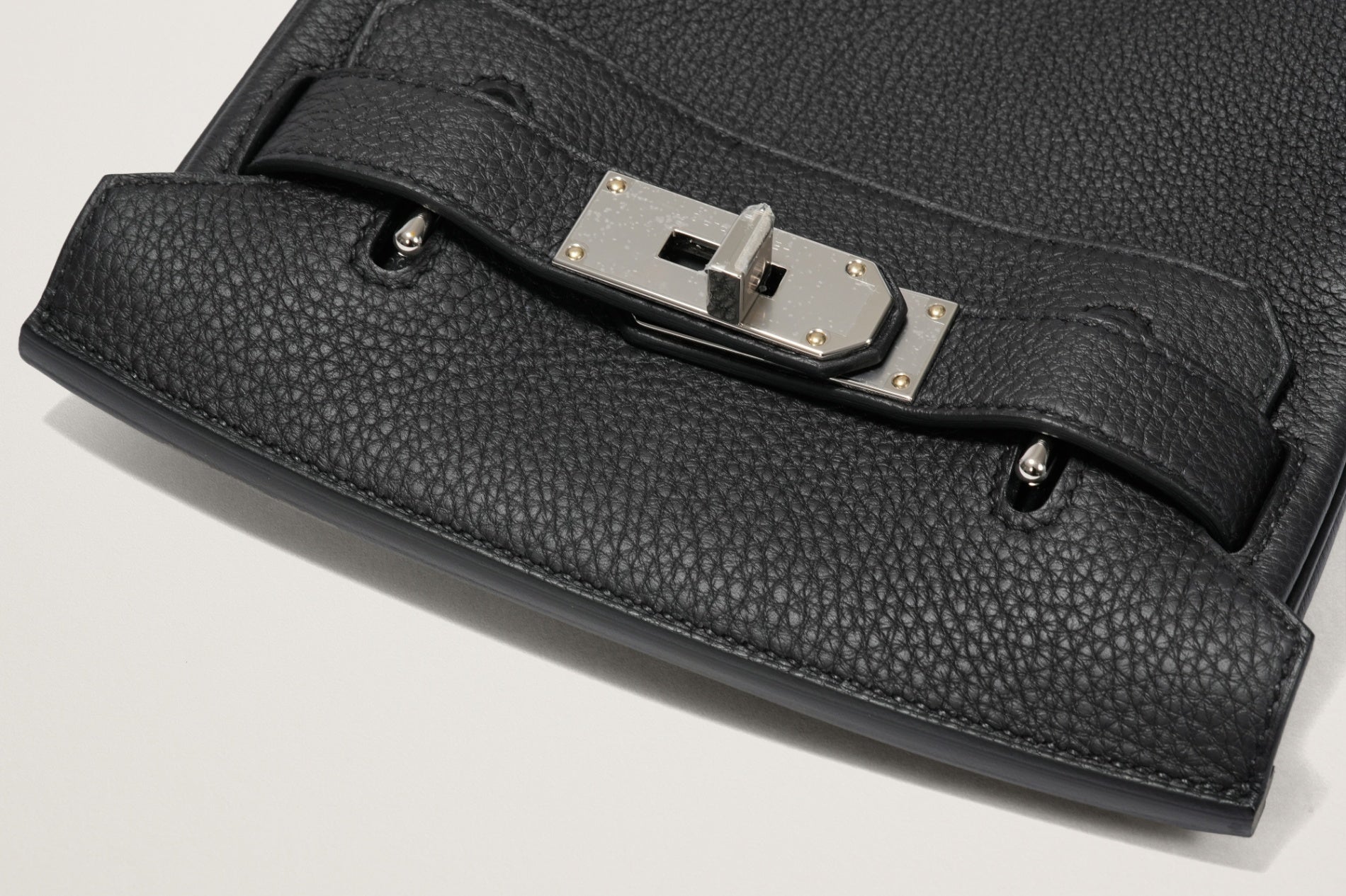 HERMES ケリーアッカドPM 黒