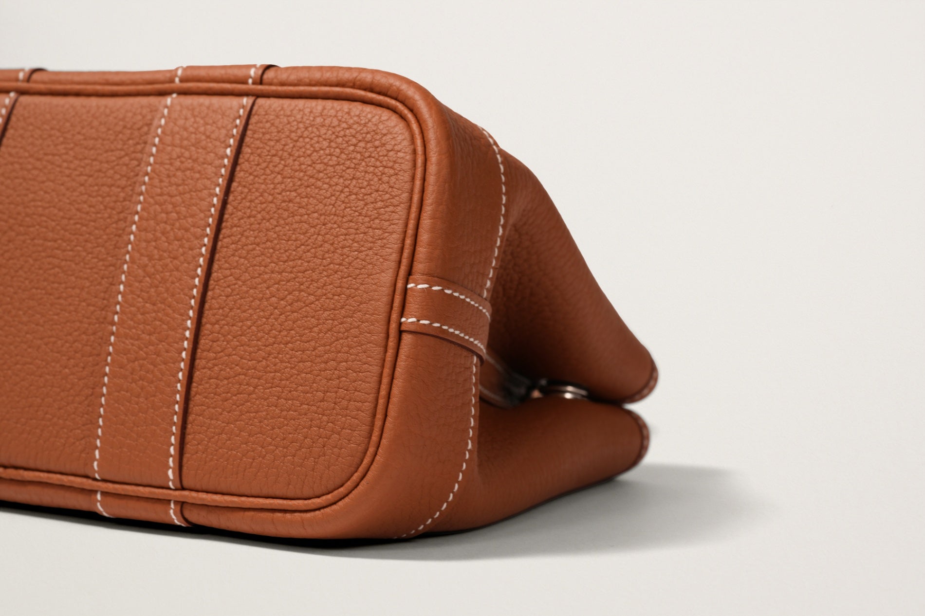 HERMES ネオ・ガーデン23 ゴールド