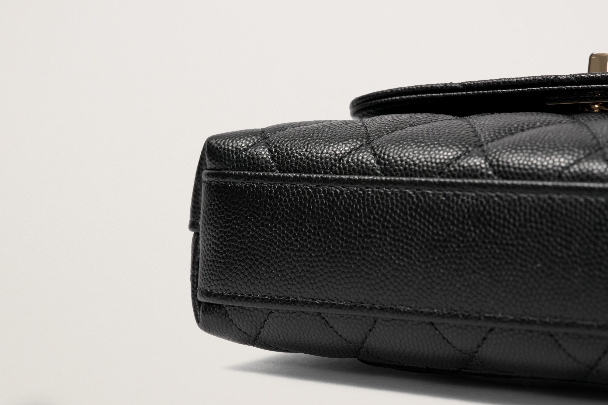 CHANEL ココハンドルマトラッセバッグ