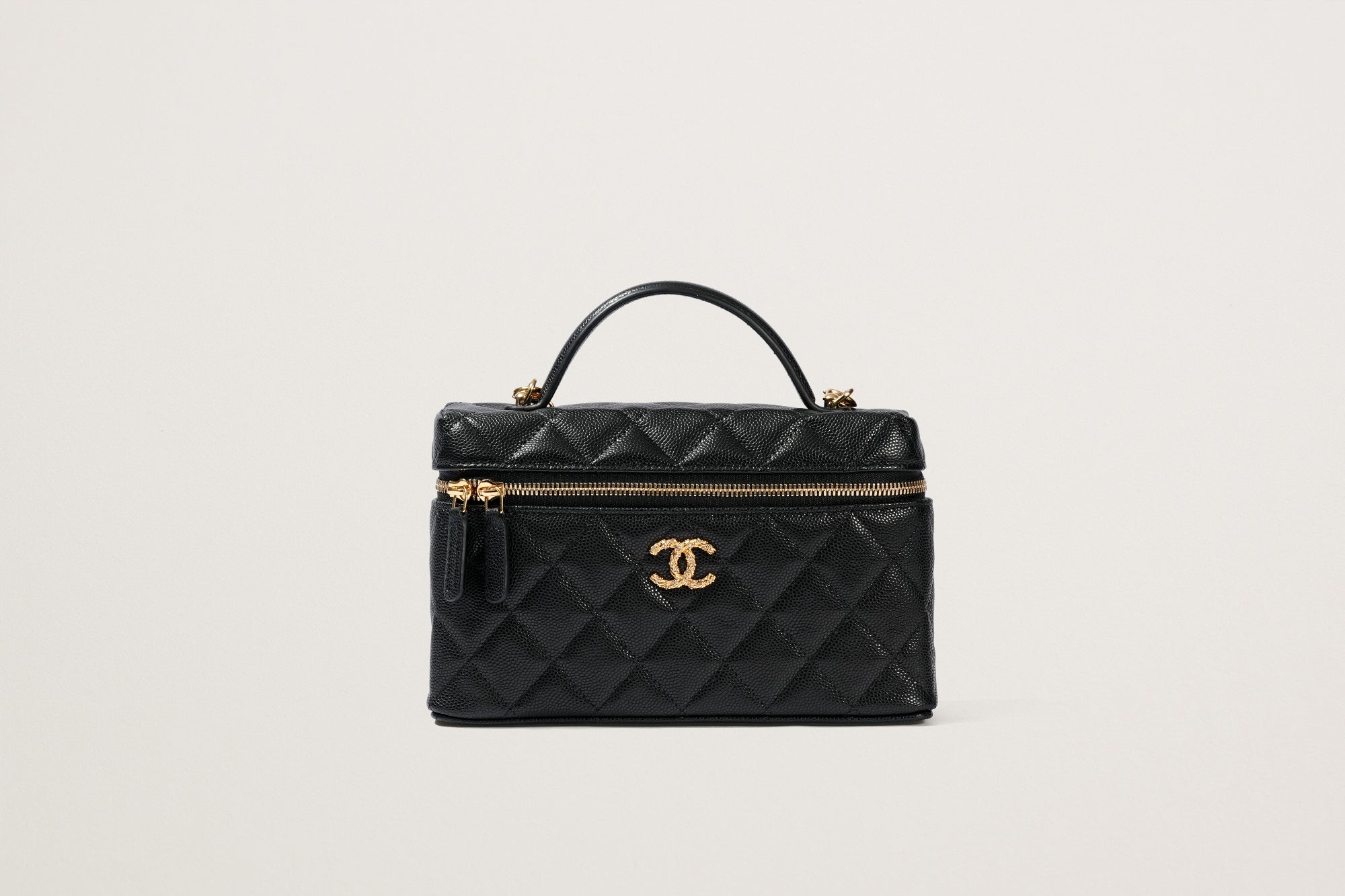 CHANEL マトラッセ スモールヴァニティケース – GINZA SATAKE